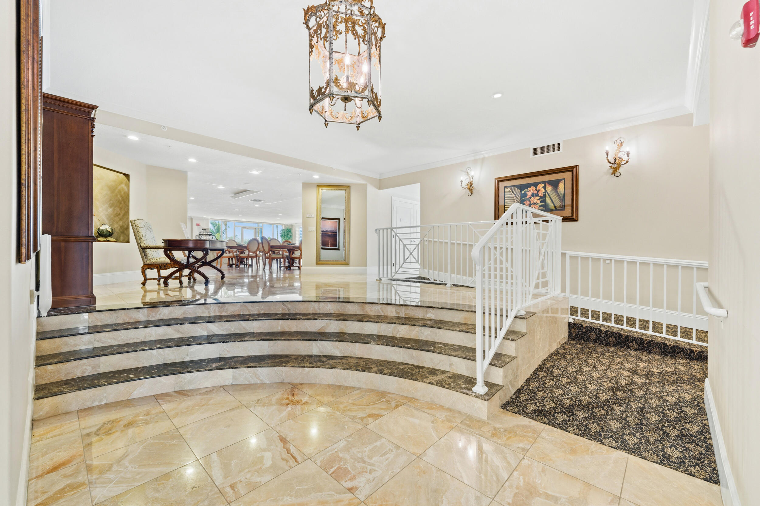 46_ft. pierce + n highway + lobby 01