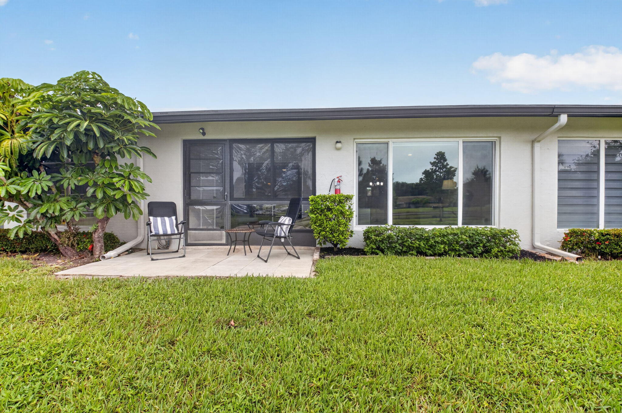 REAR ELEVATION & OUTDOOR PATIO