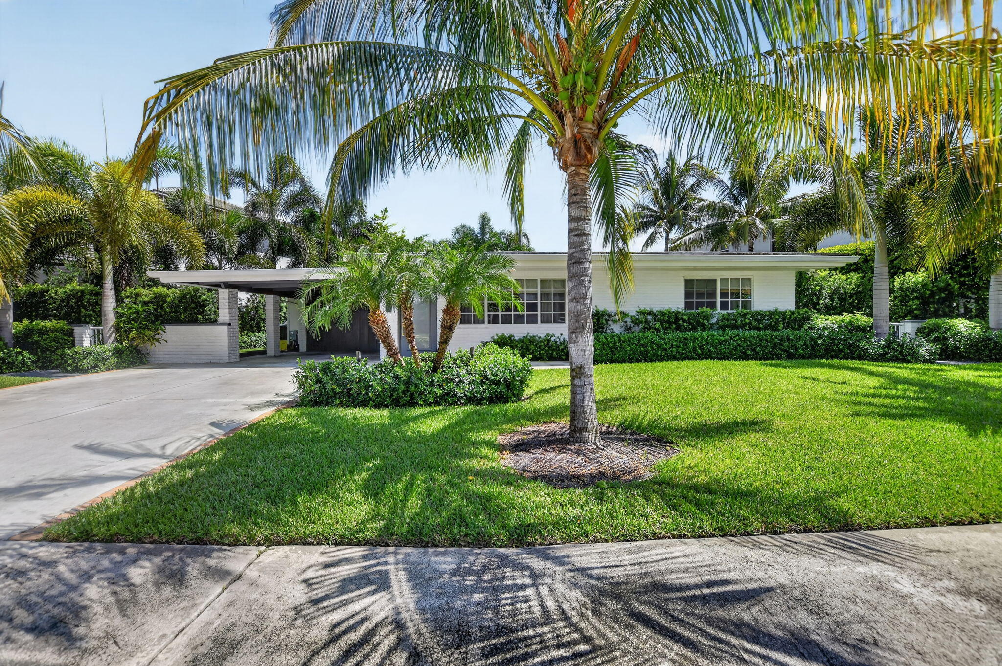 WELCOME HOME to your new East Boca Beautifully updated 3/2 home in Boca's Golden Triangle, just mins to the beach! Front elevation faces South. WELCOME HOME to your new East Boca Beautifully updated 3/2 home in Boca's Golden Triangle, just mins to the beach! Front elevation faces South.