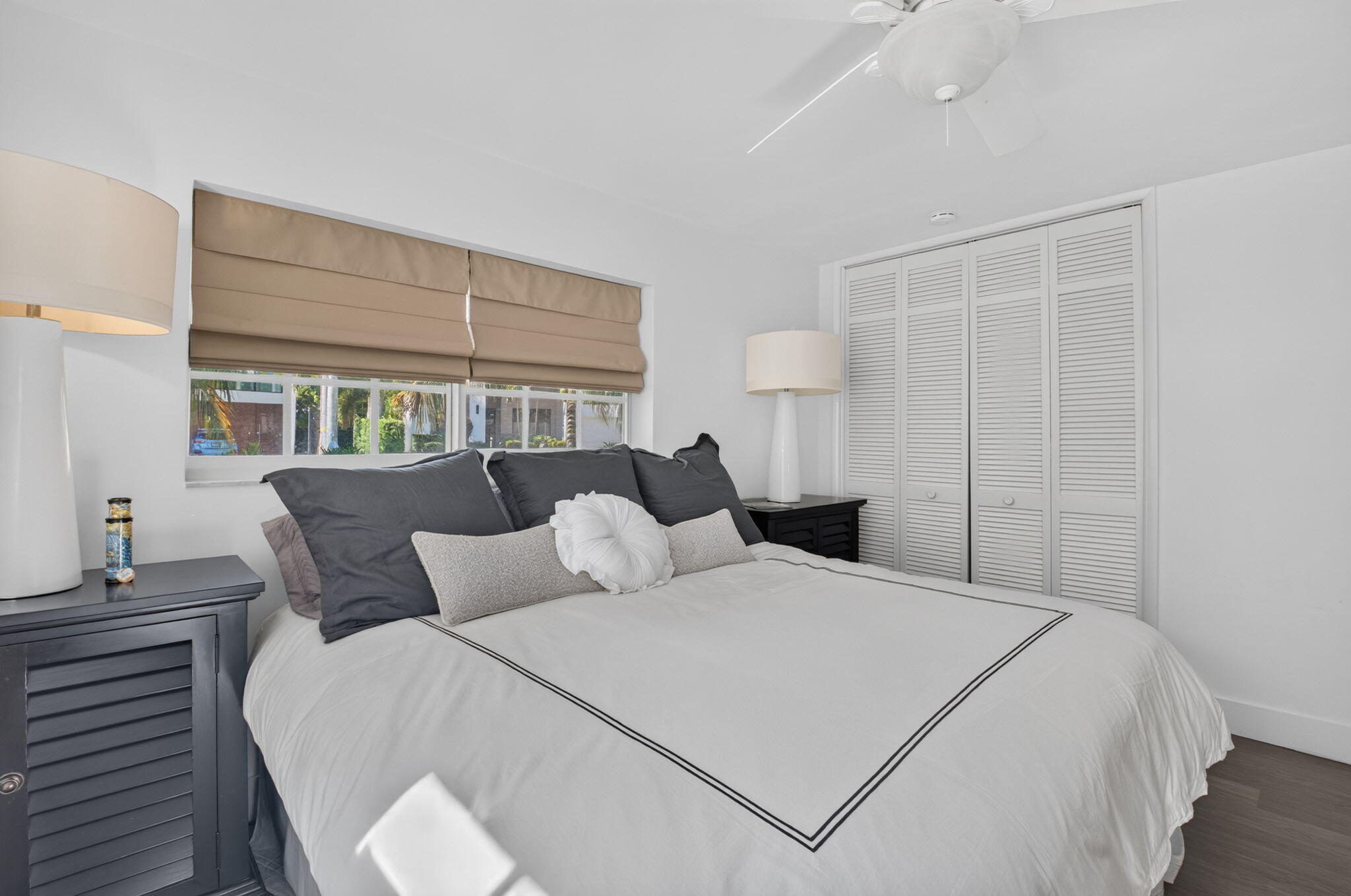 KING SIZED GUEST ROOM