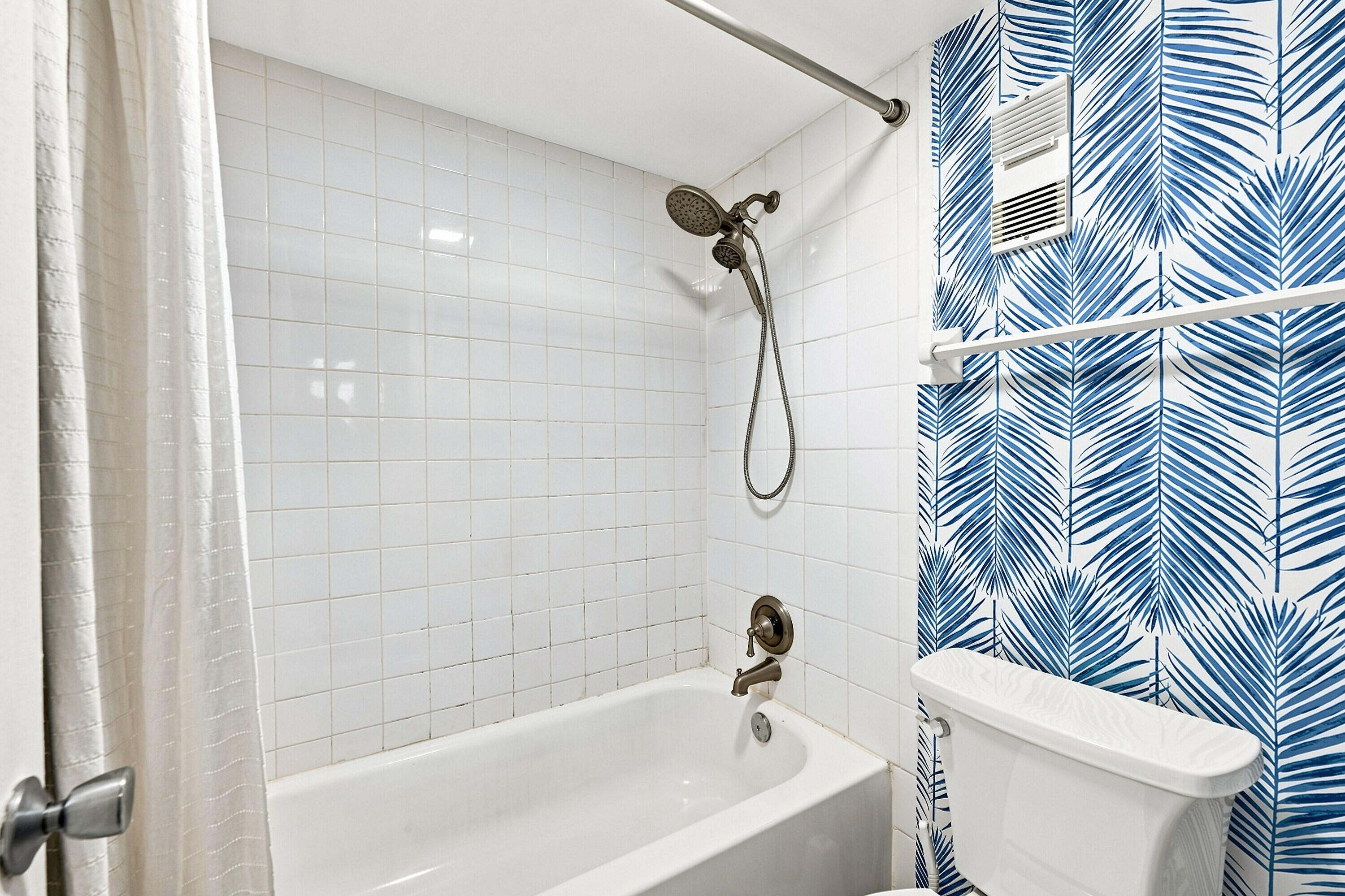 22_bathroom