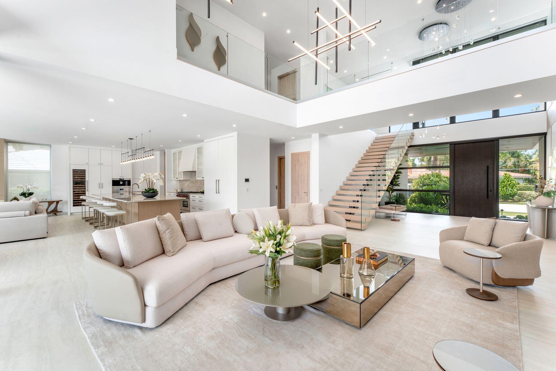 mls_2400 Barcelona Dr_1oakstudios_12