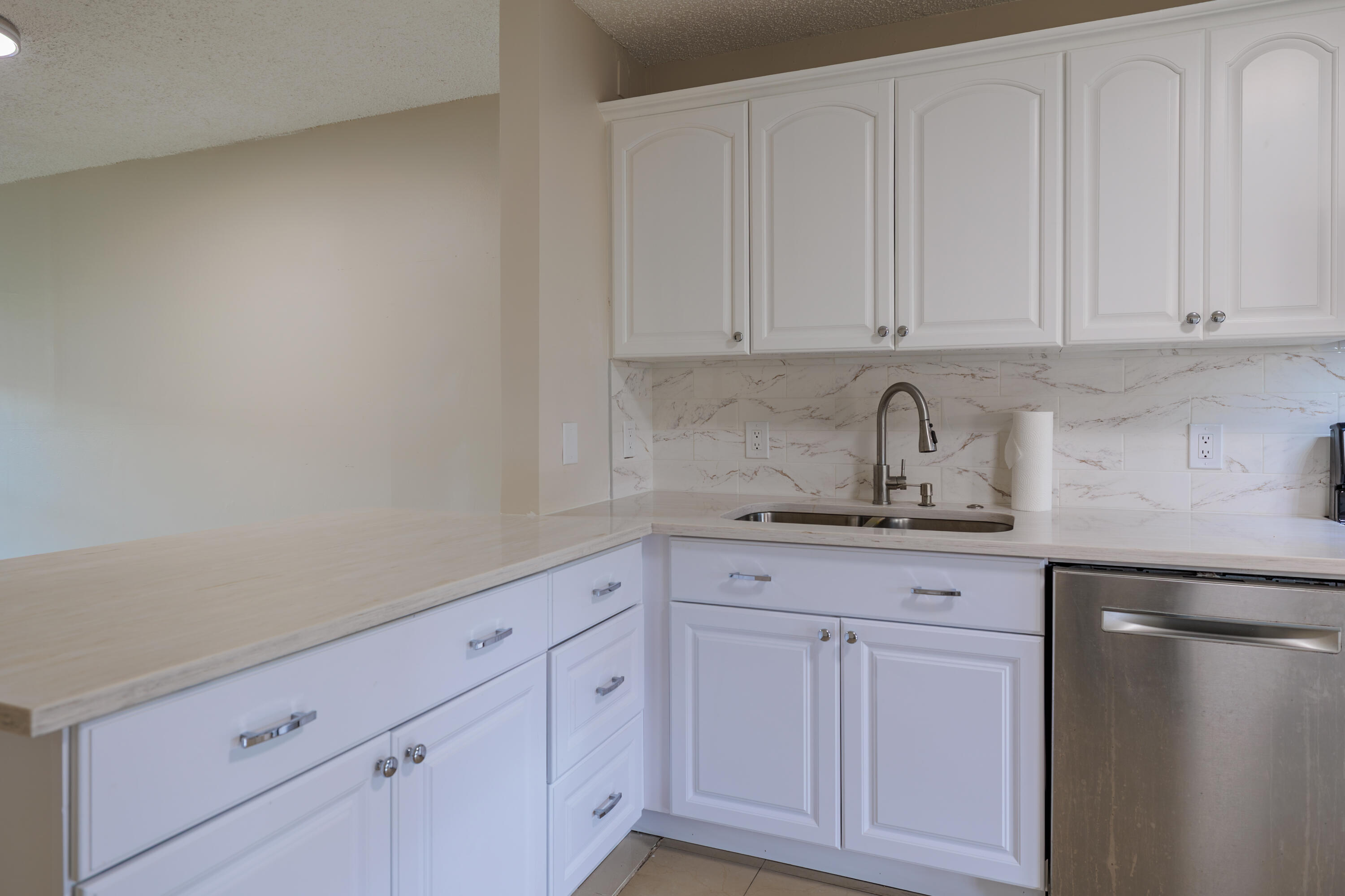 4755 Orleans CT B-7