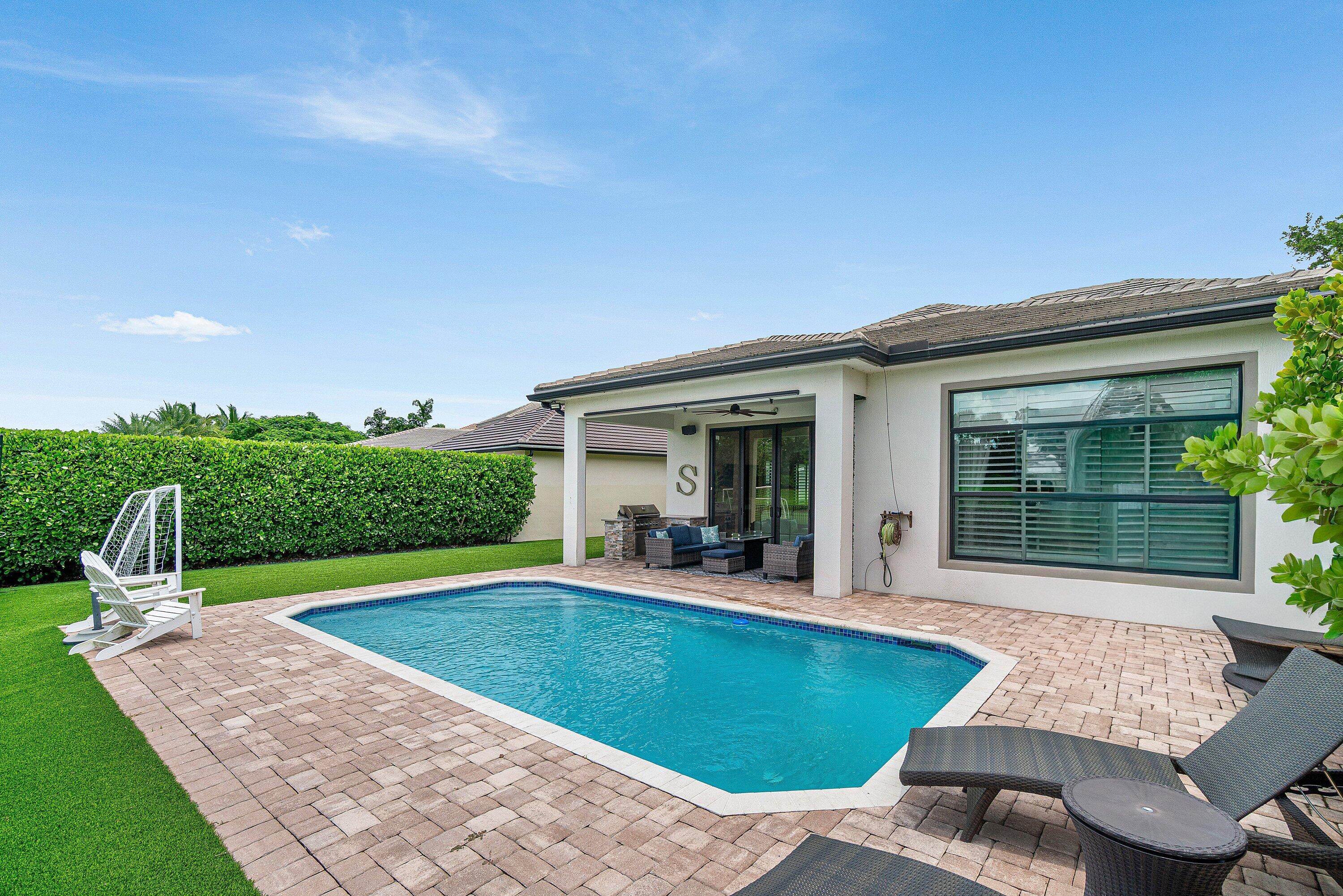 048-8331GrandPrixLane-BoyntonBeach-FL-33