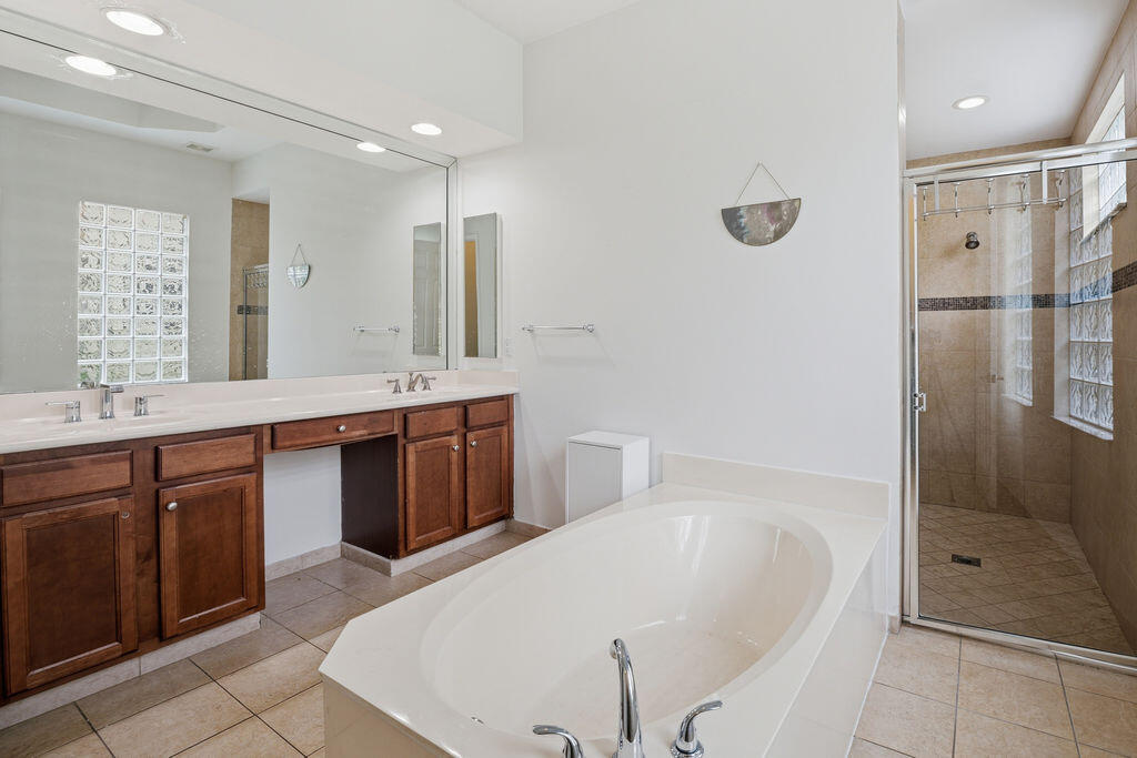 Primary Suite Bathroom
