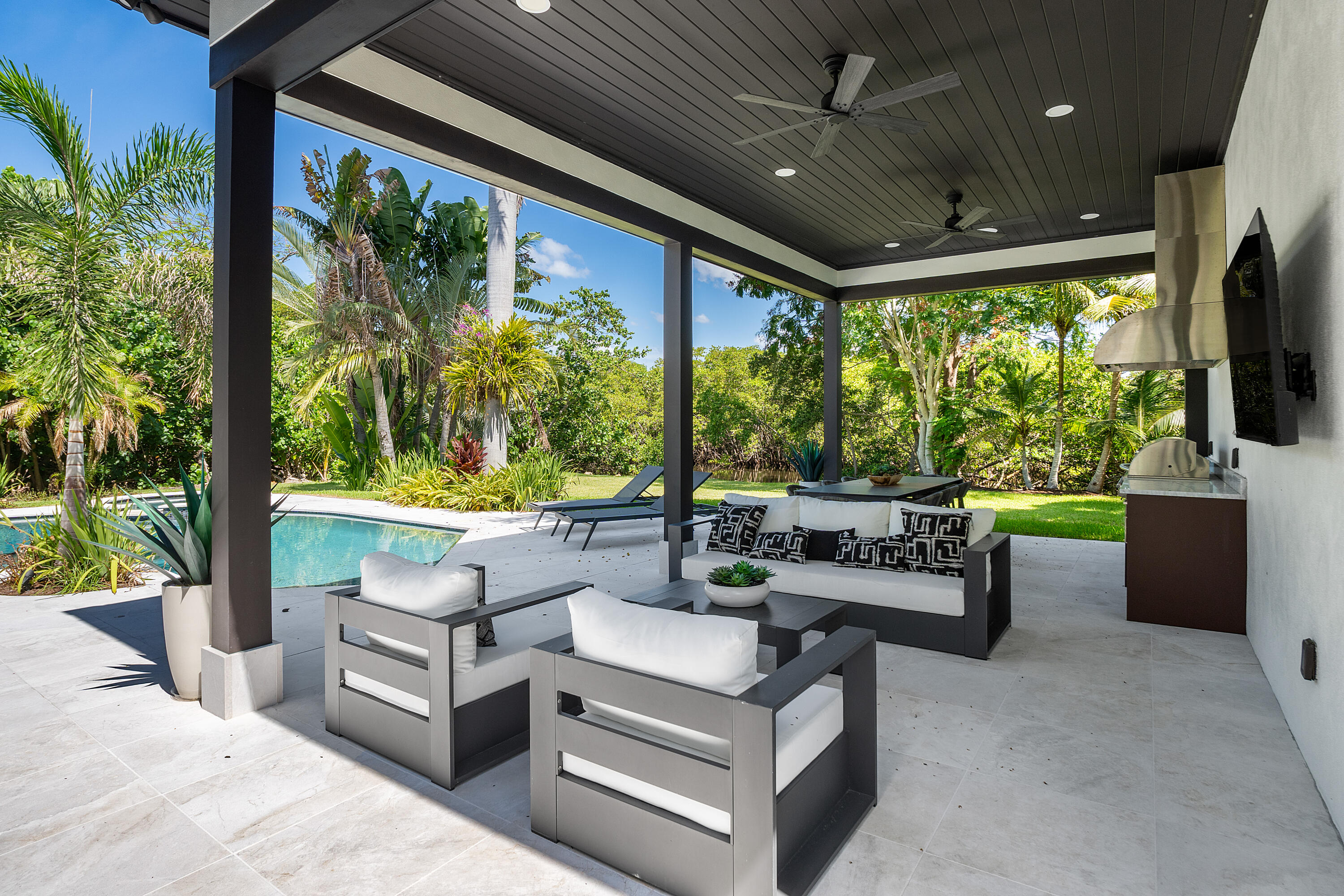 011-23CoconutLane-OceanRidge-FL-33435-FU