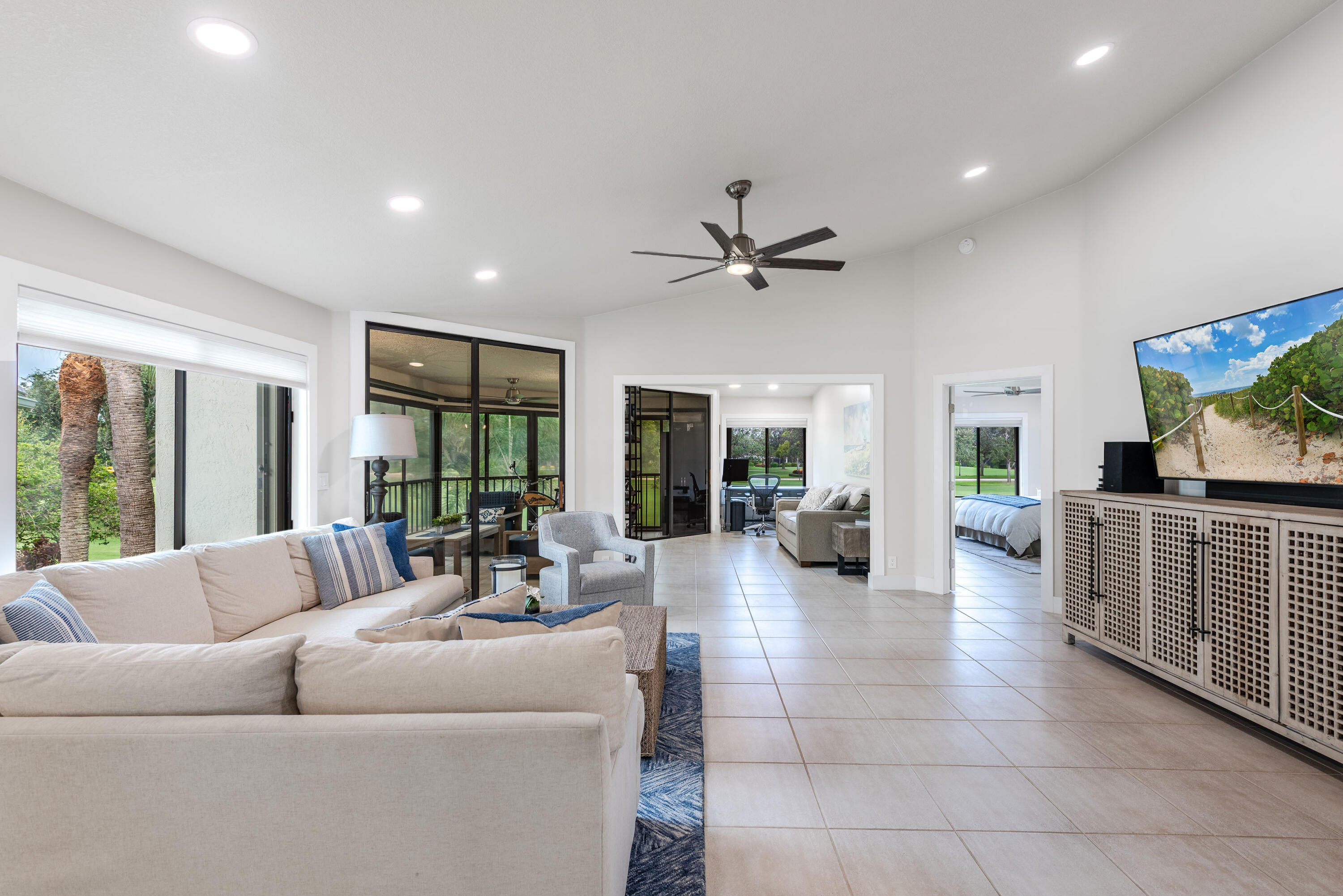 16001LochKatrineTrail#7303-15