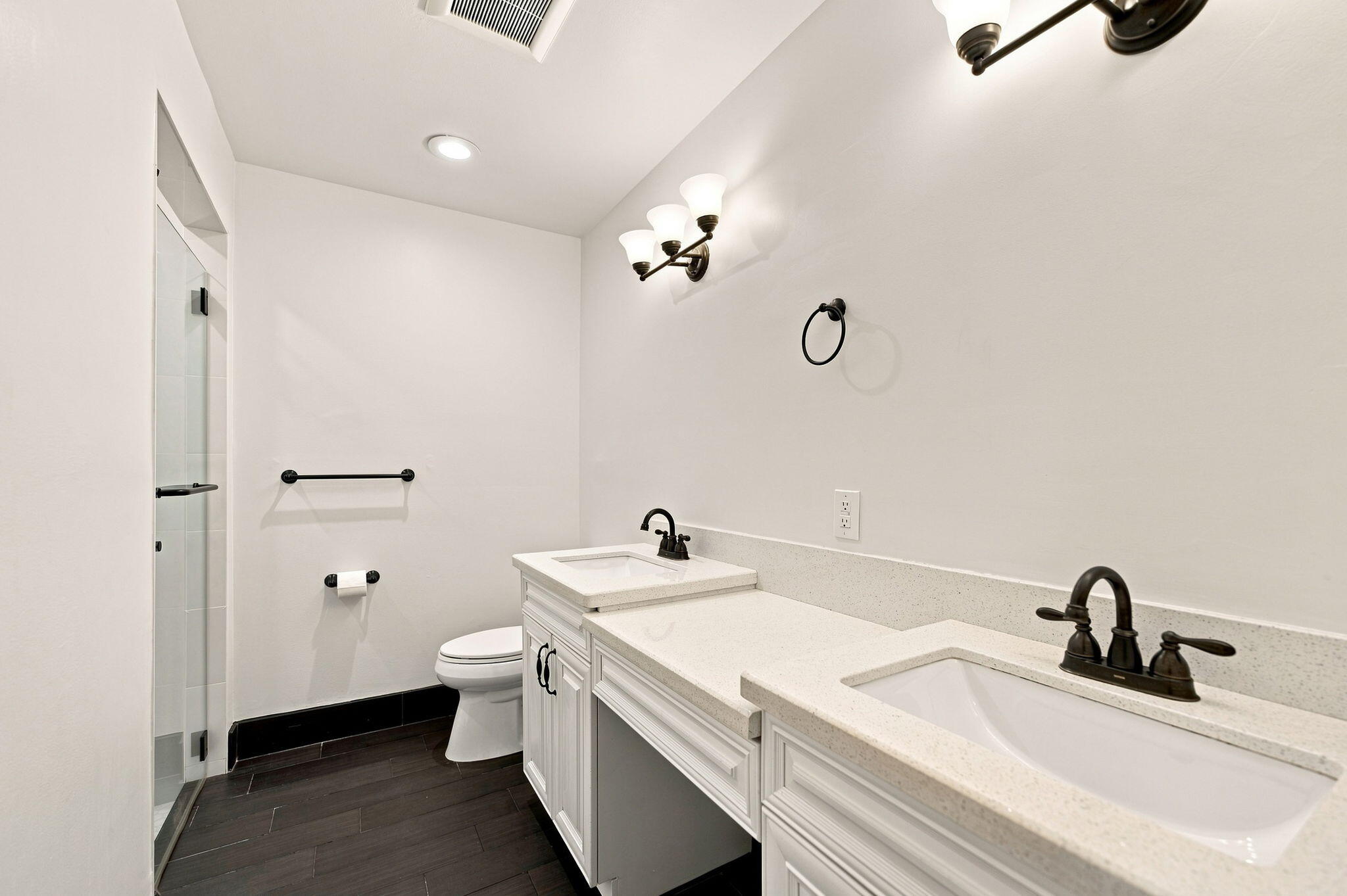 17-web-or-mls-22311-whistling-pines-ln