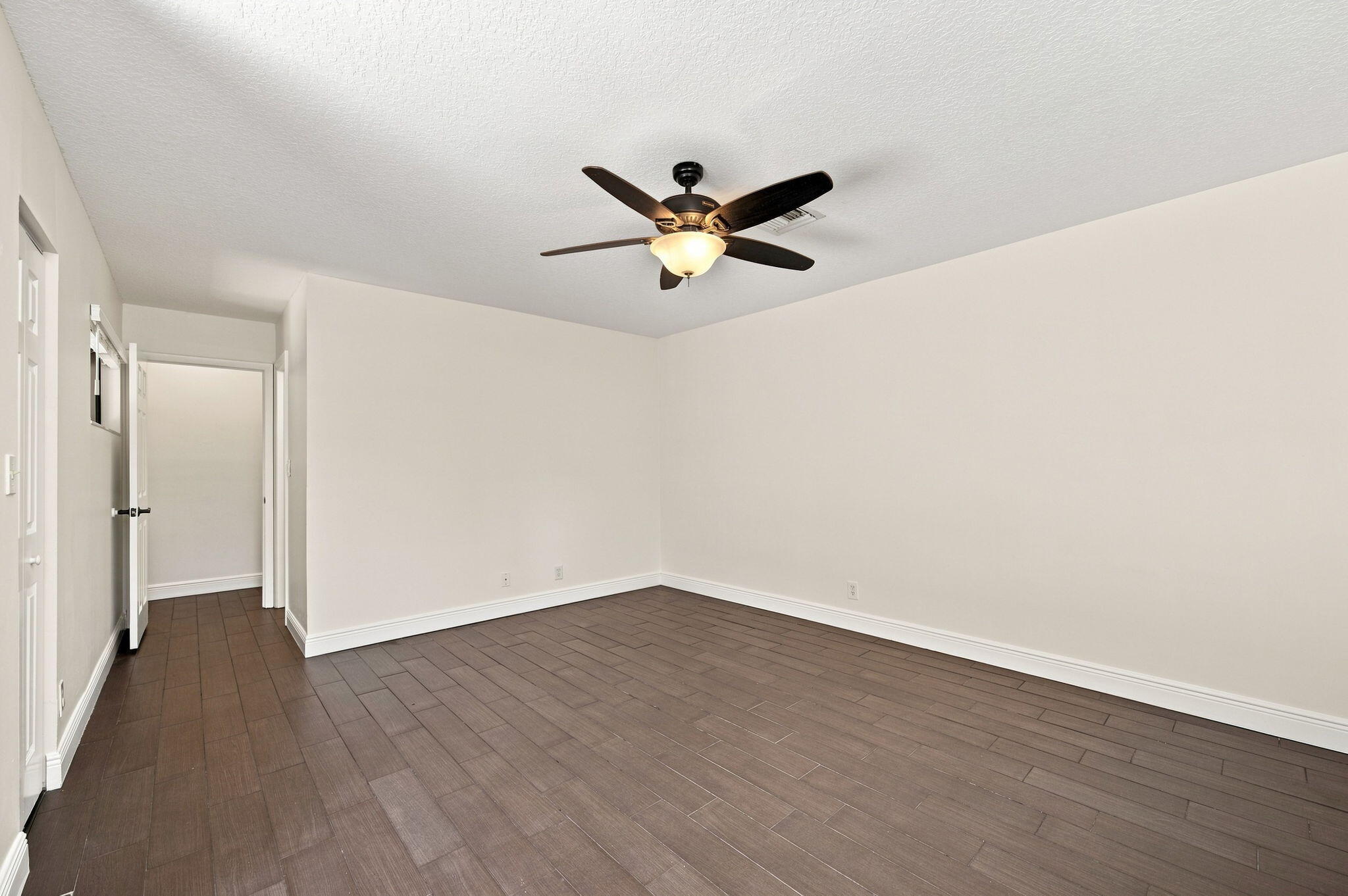 16-web-or-mls-22311-whistling-pines-ln