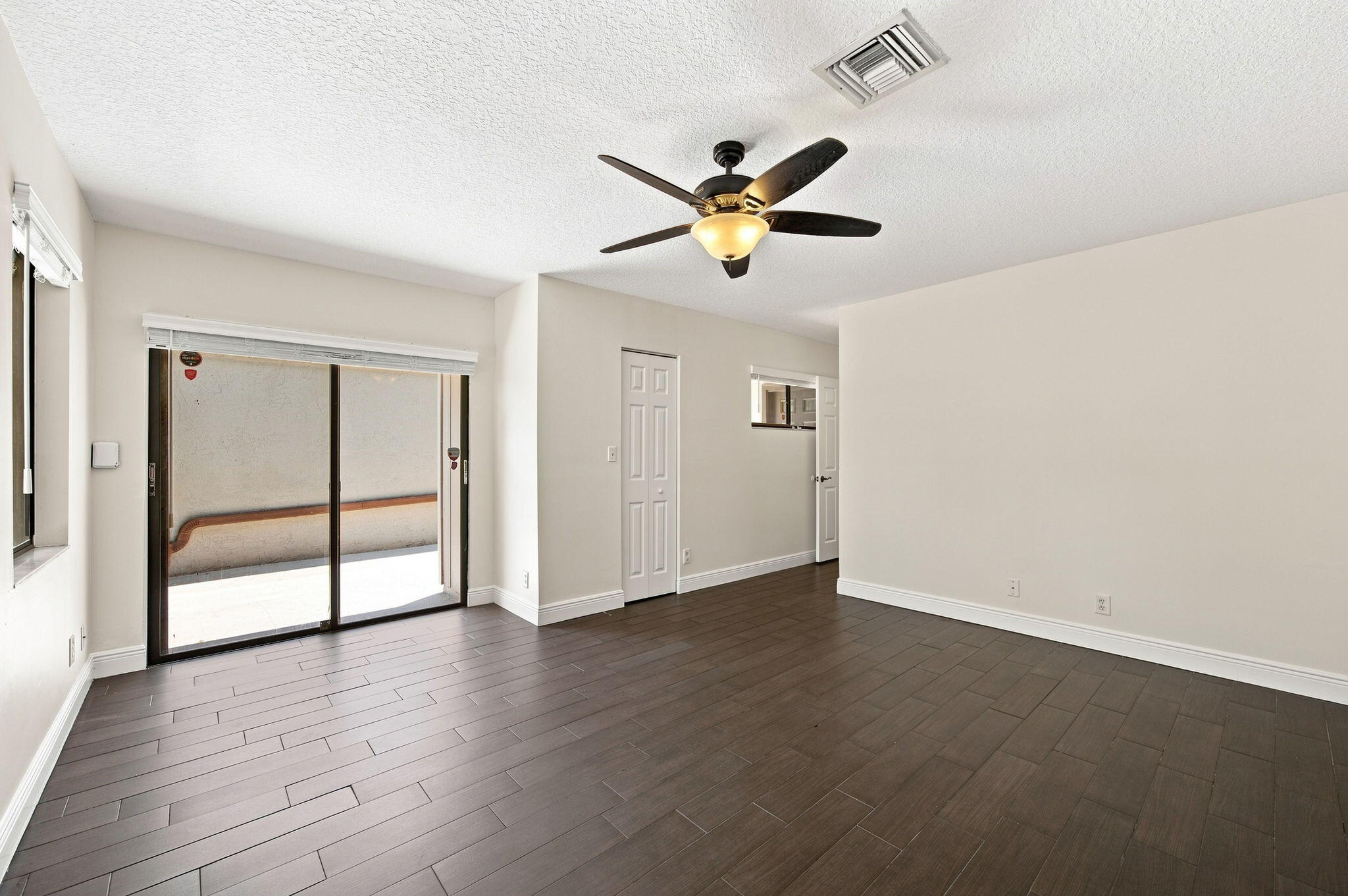 15-web-or-mls-22311-whistling-pines-ln