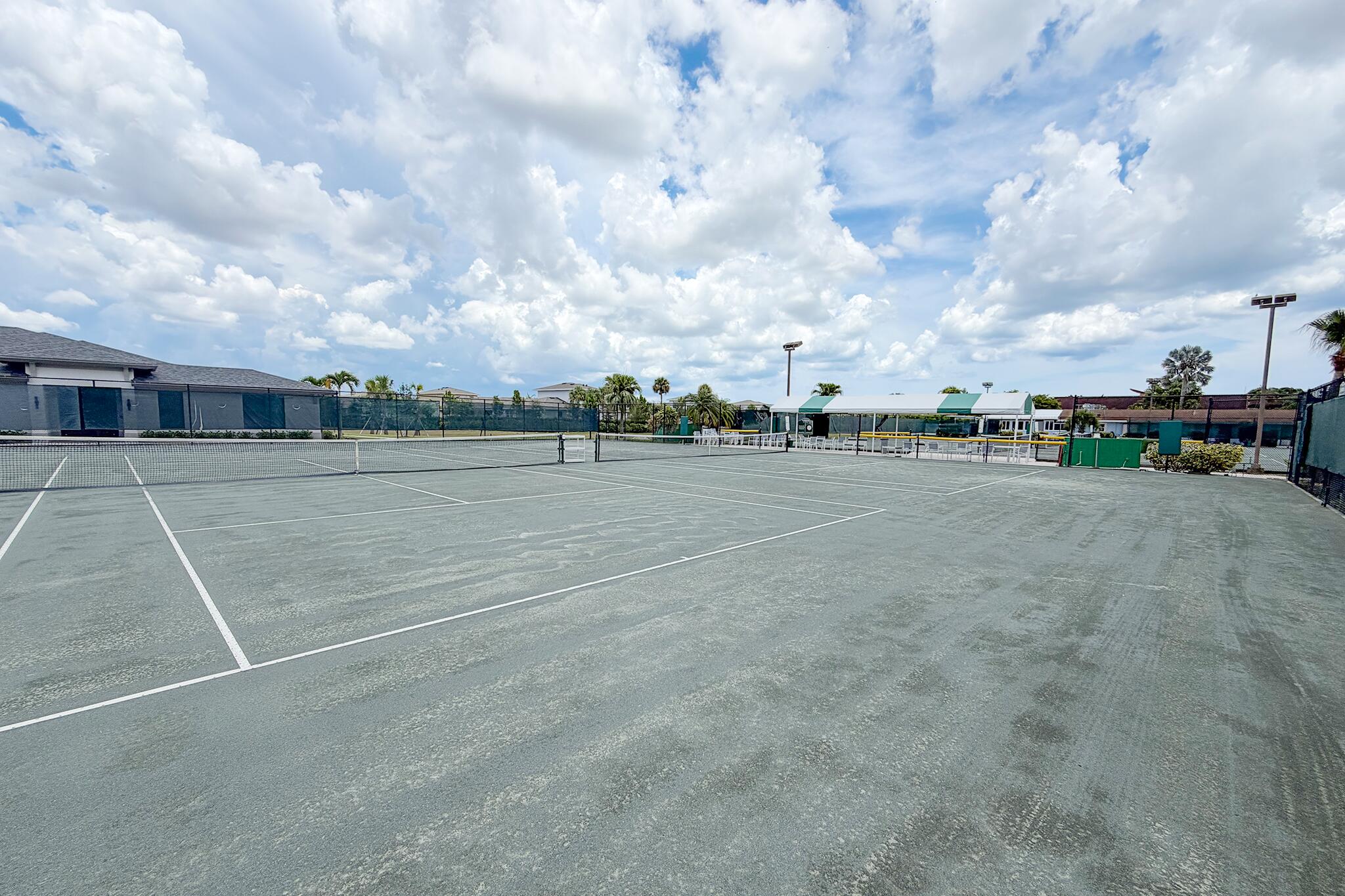 Tennis Courts at Palm Greens