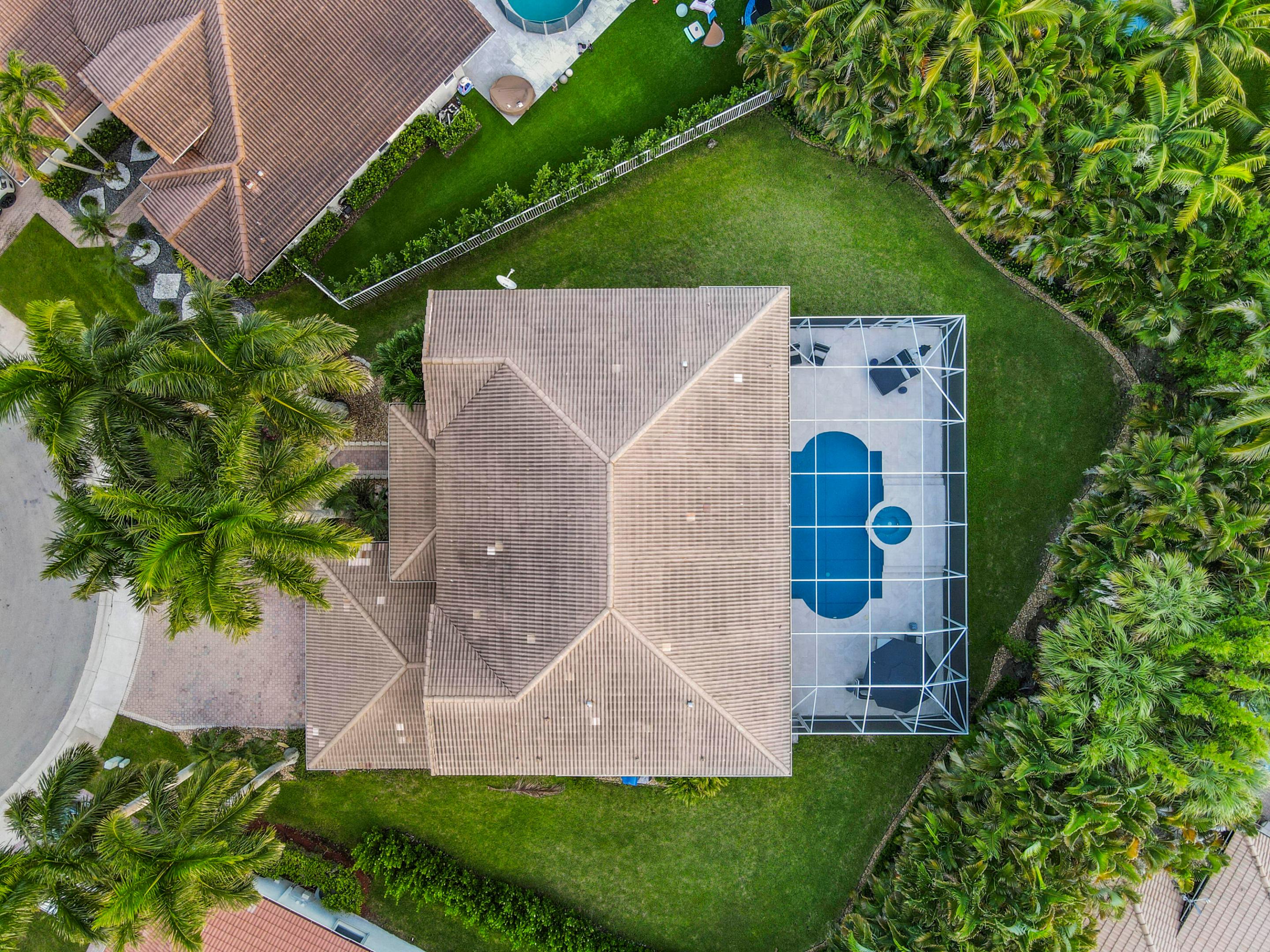 1664 Victoria Pointe Ln, Weston, FL06