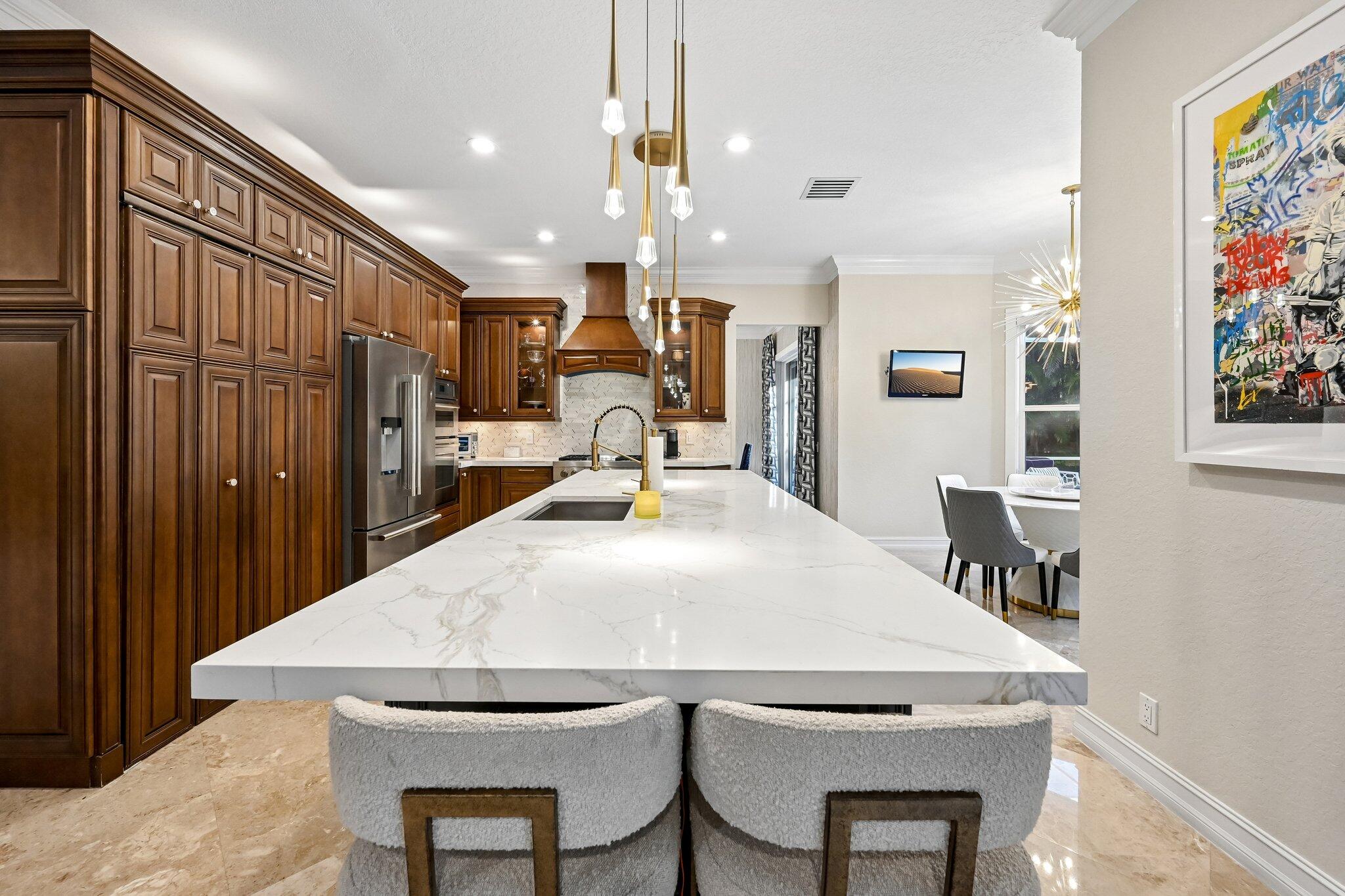 16-web-or-mls-Victoria Pointe Ln-S0808-0