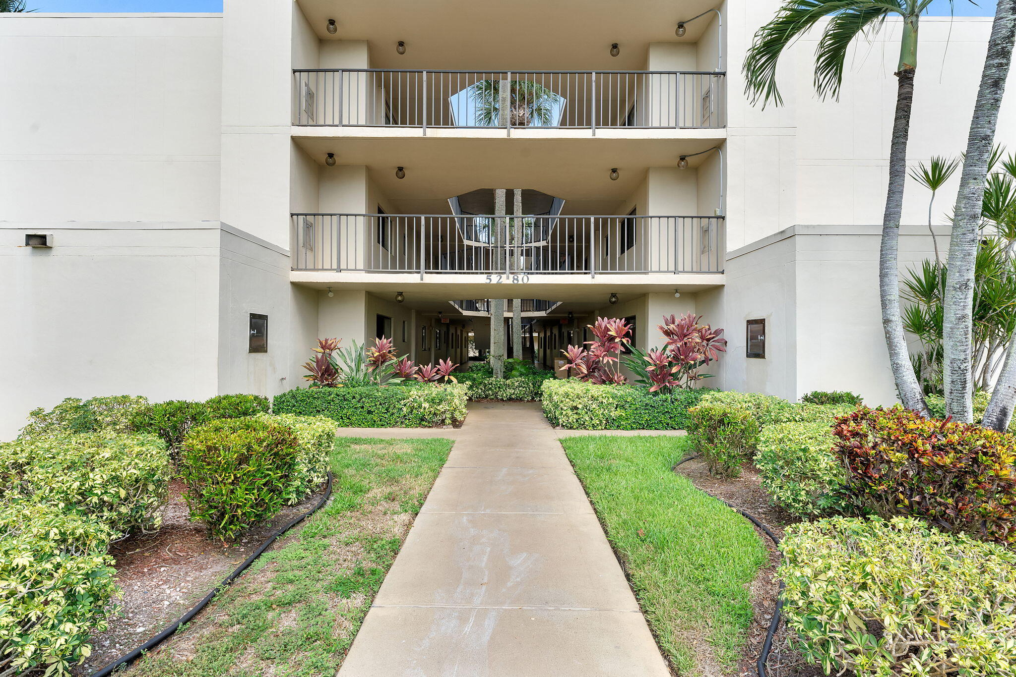 24-web-or-mls-DSC00868 24-web-or-mls-DSC00868