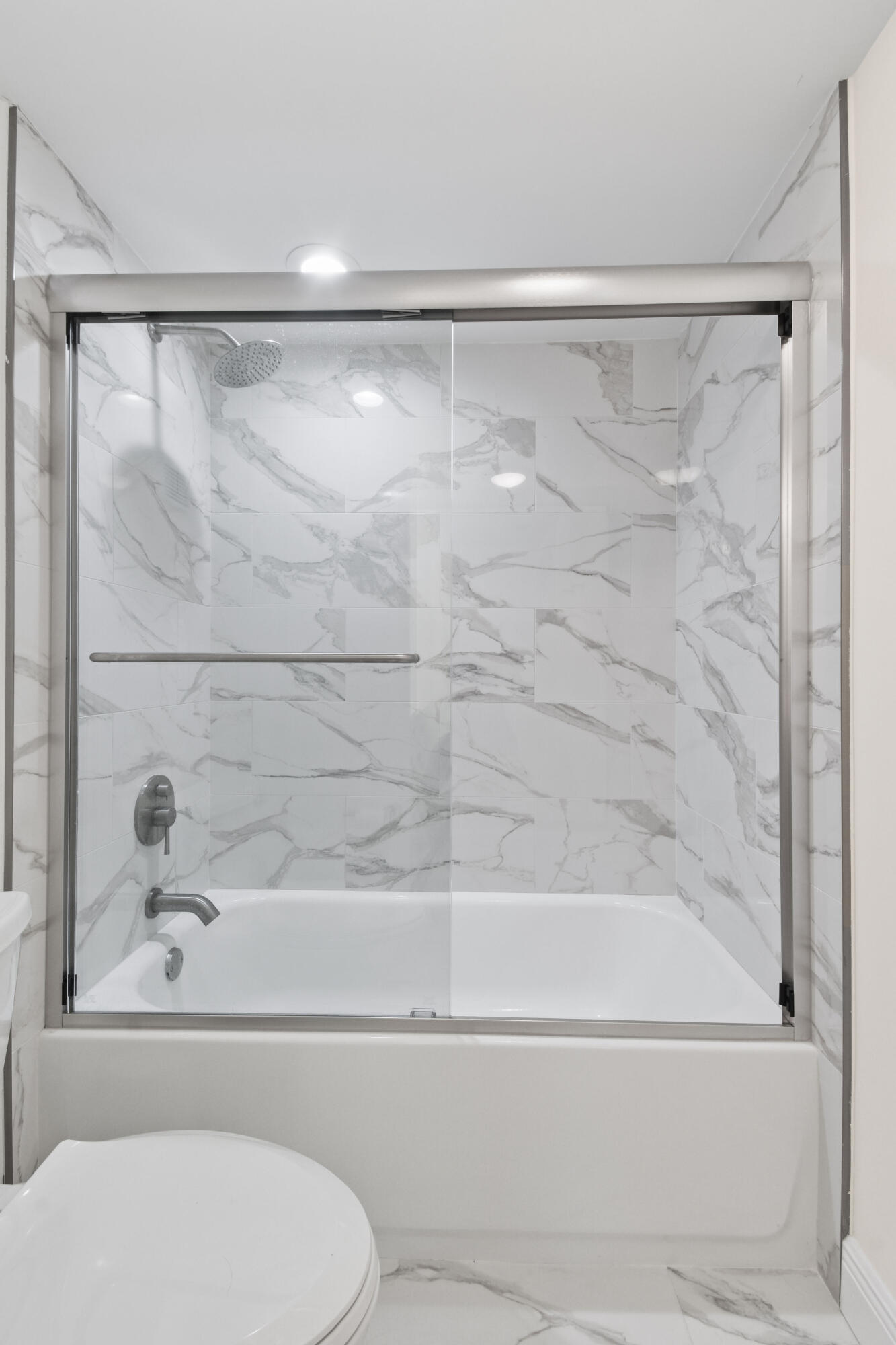 3322CasseekeyIslandRd,Apt302(44)