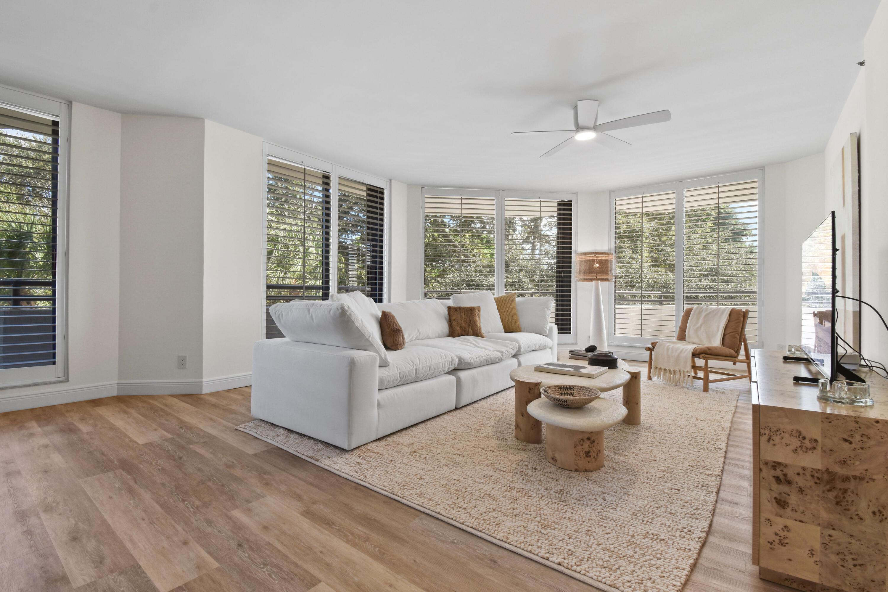 3322CasseekeyIslandRd,Apt302(14)