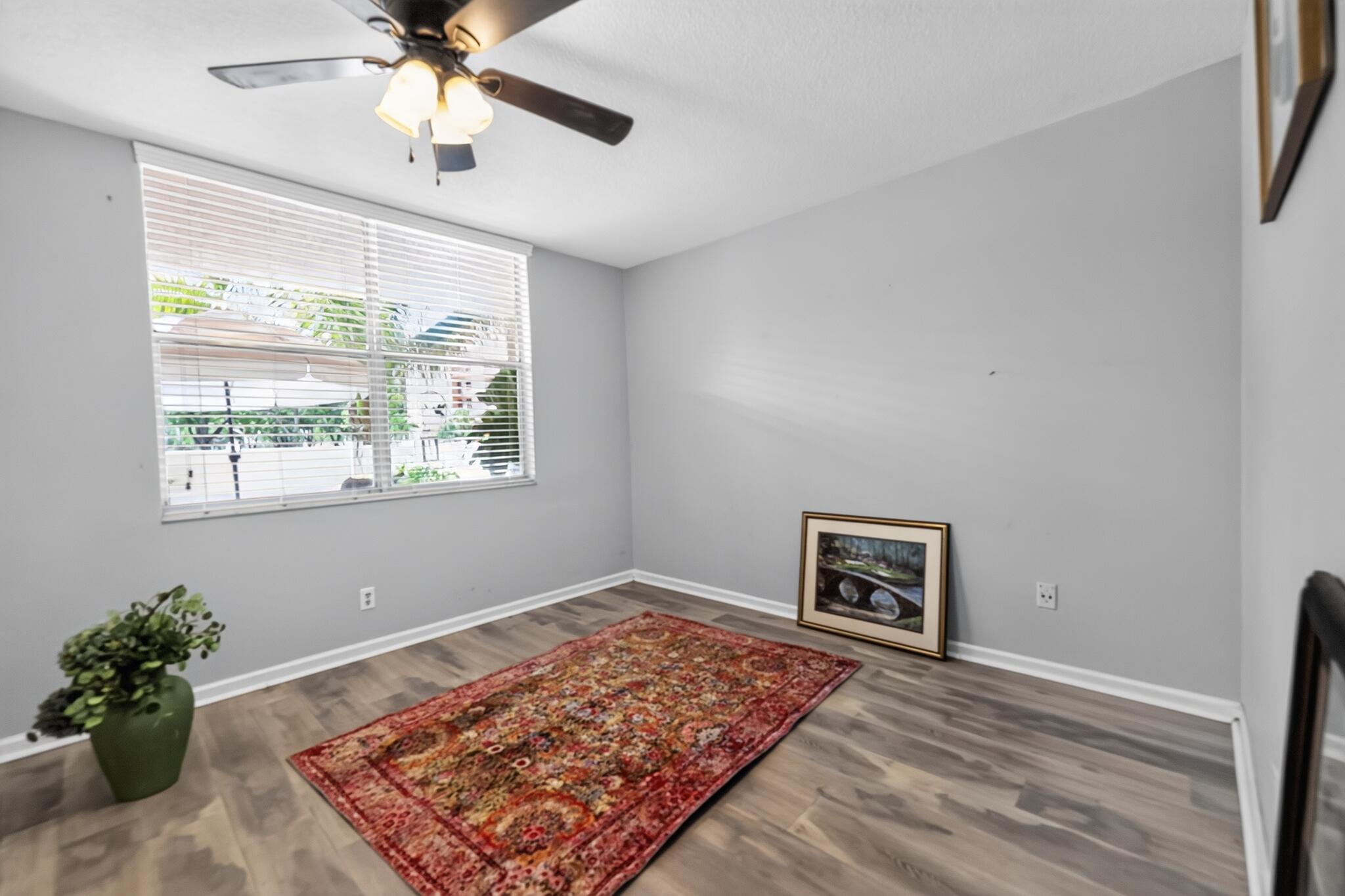 14_14527_Bonaire_Blvd-Living_room-0001 14_14527_Bonaire_Blvd-Living_room-0001