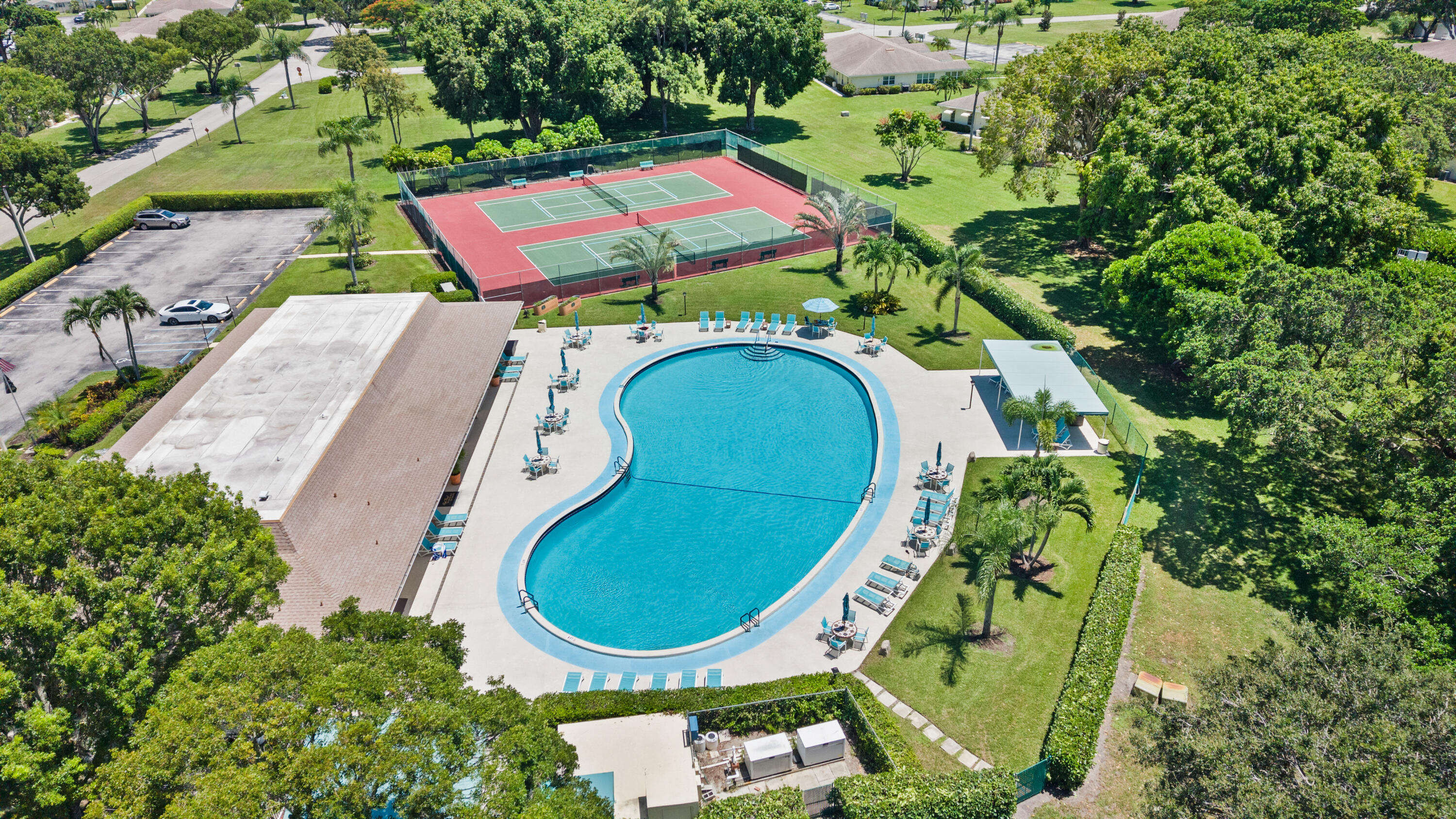 44_delray beach + lake front blvd+ pool