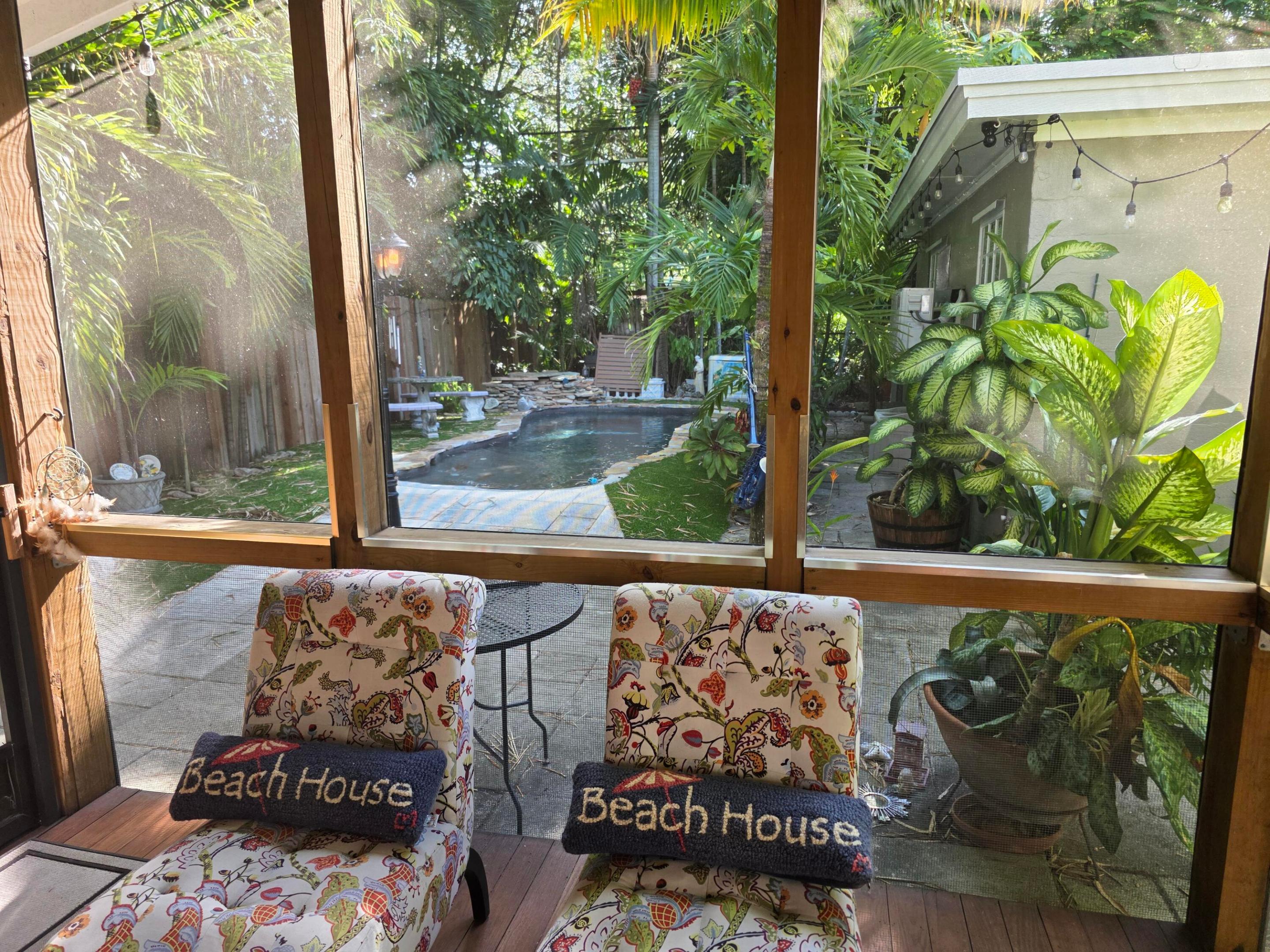 Screened in Porch
