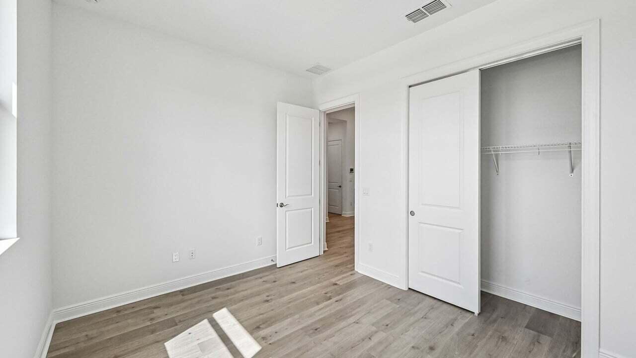 17-custom-13566 SE Grovewood Dr-S0309-01