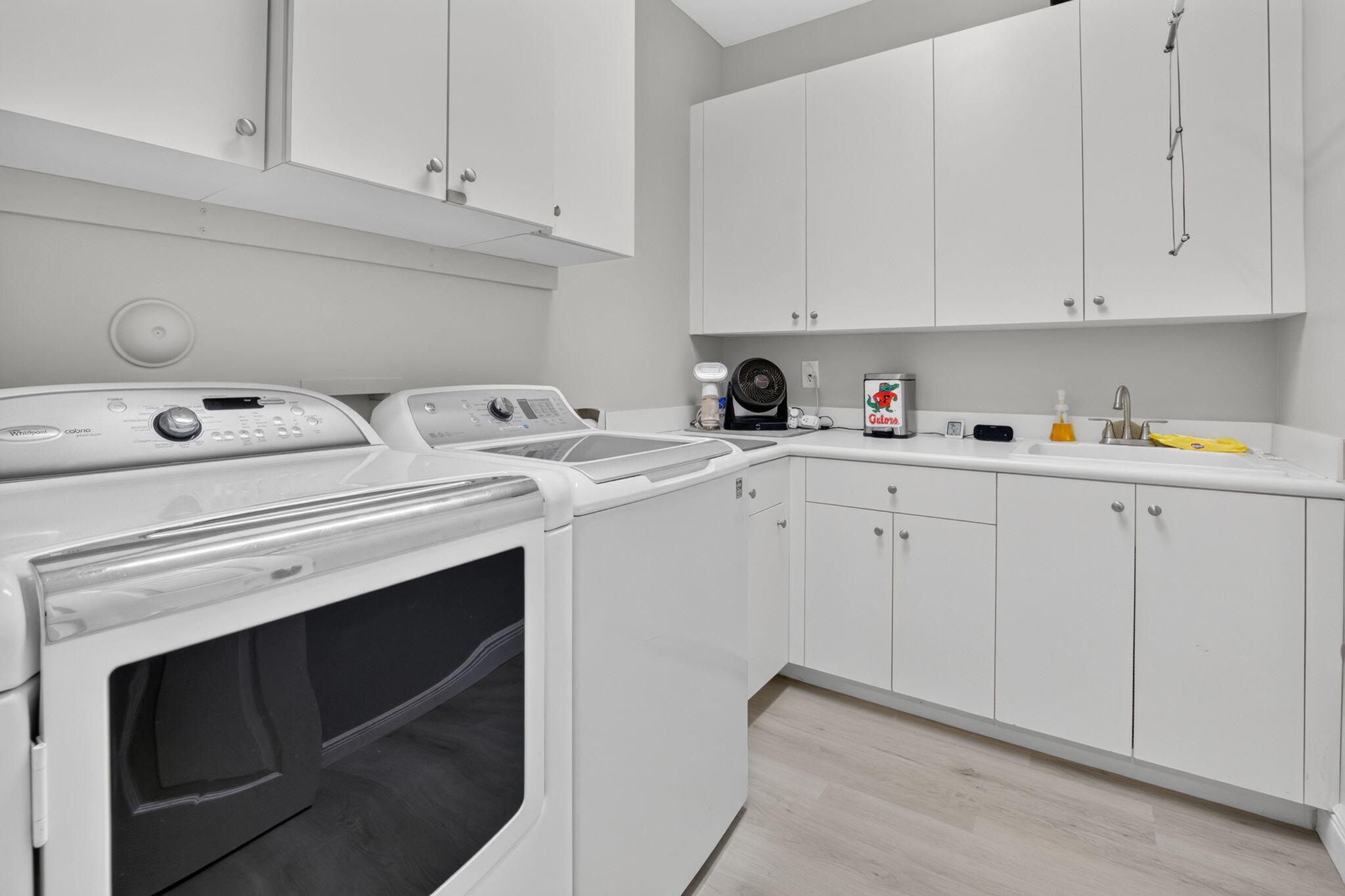 LAUNDRY/UTILITY ROOM