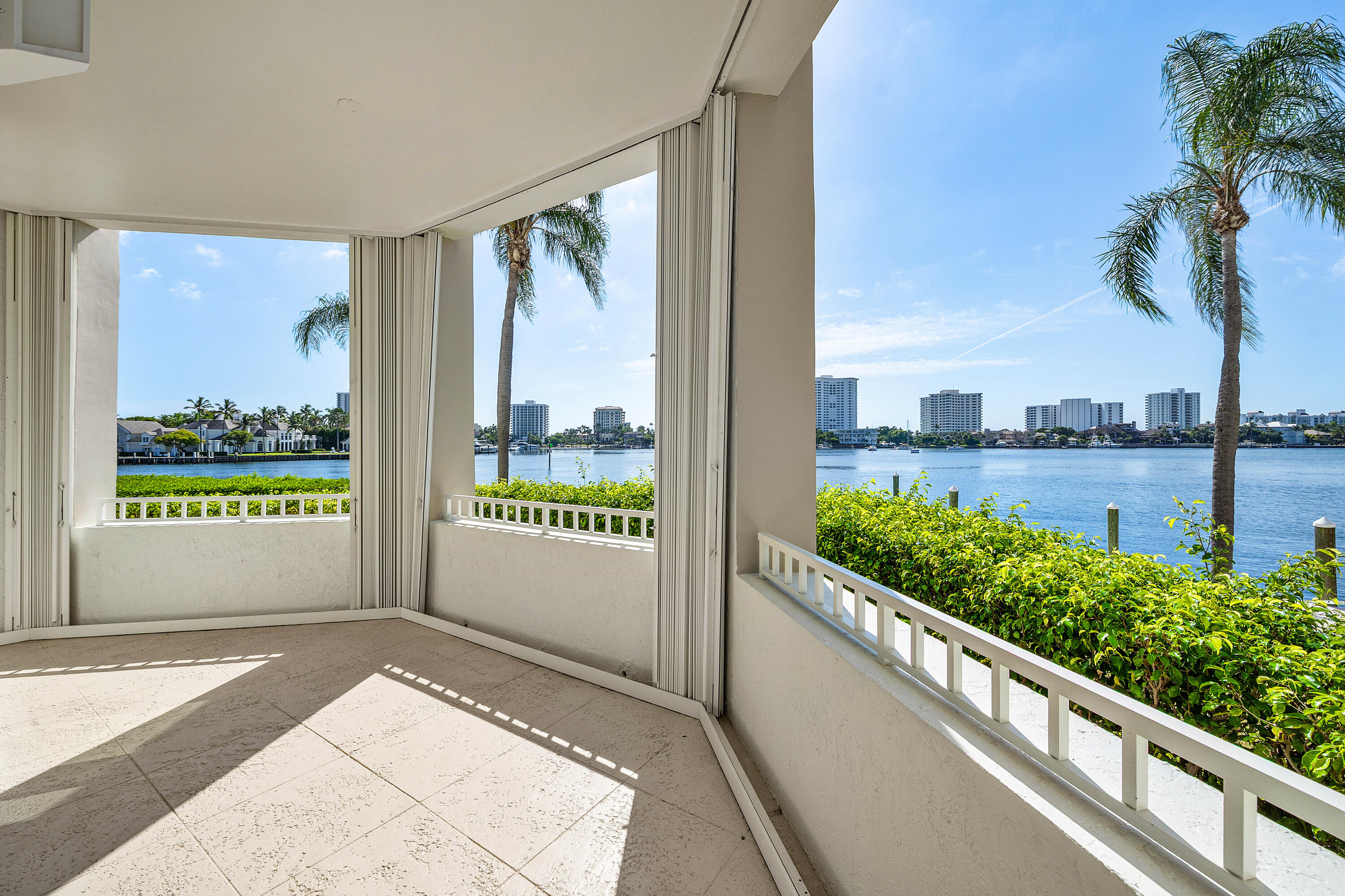 040-300Southeast5thAvenue-1030-BocaRaton