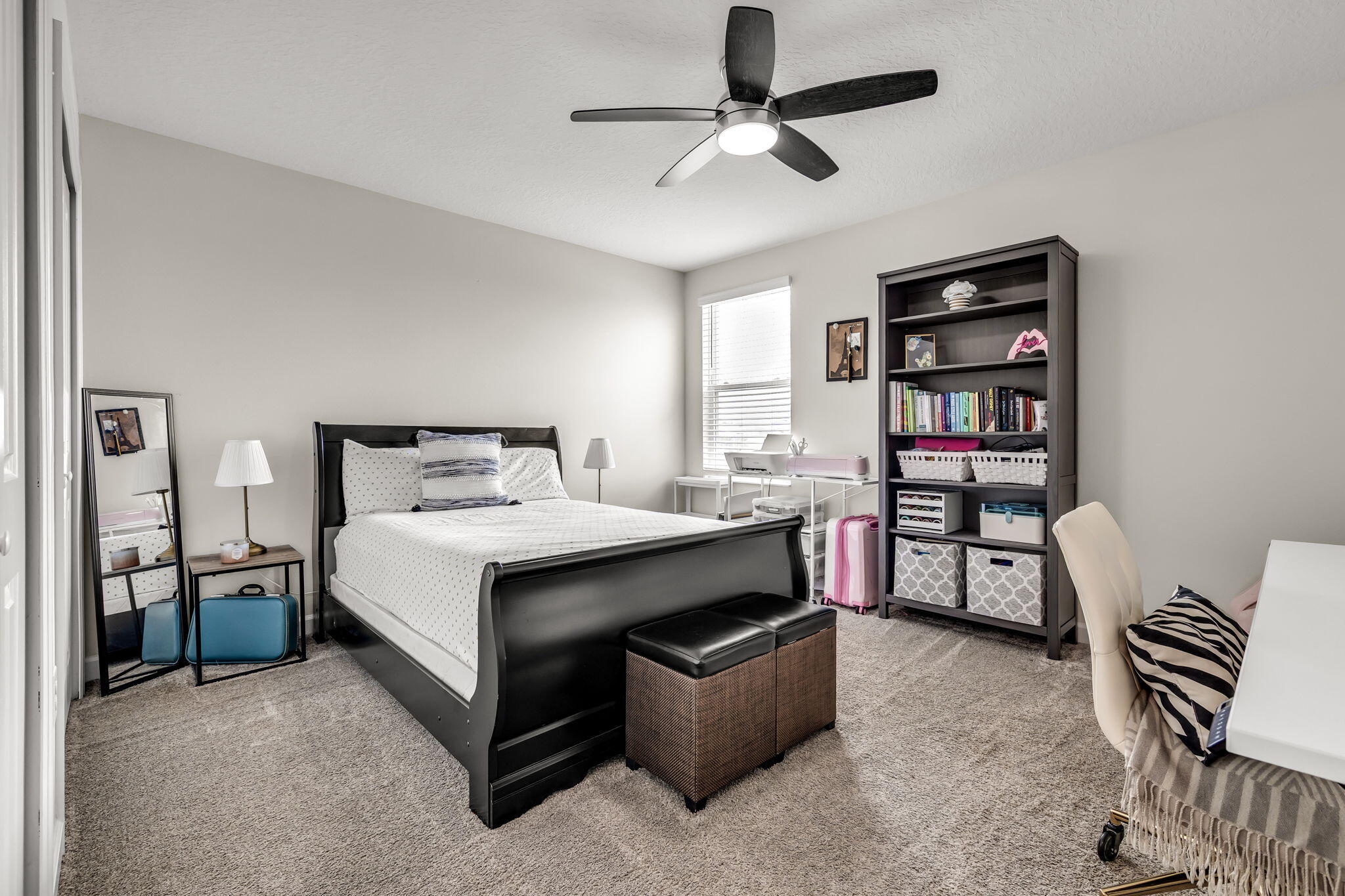 30-web-or-mls-12175ImaginaryWay-28