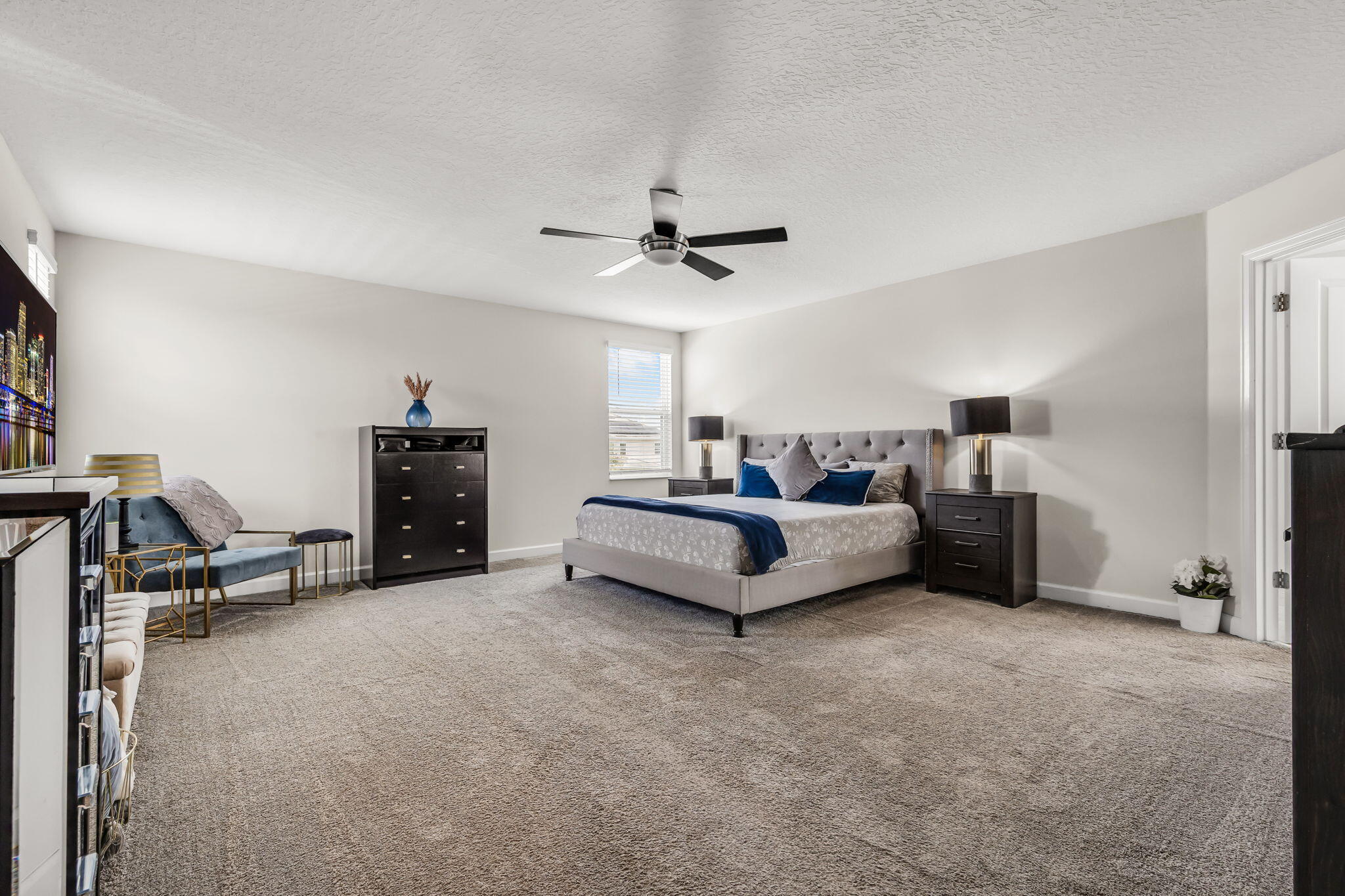 34-web-or-mls-12175ImaginaryWay-32