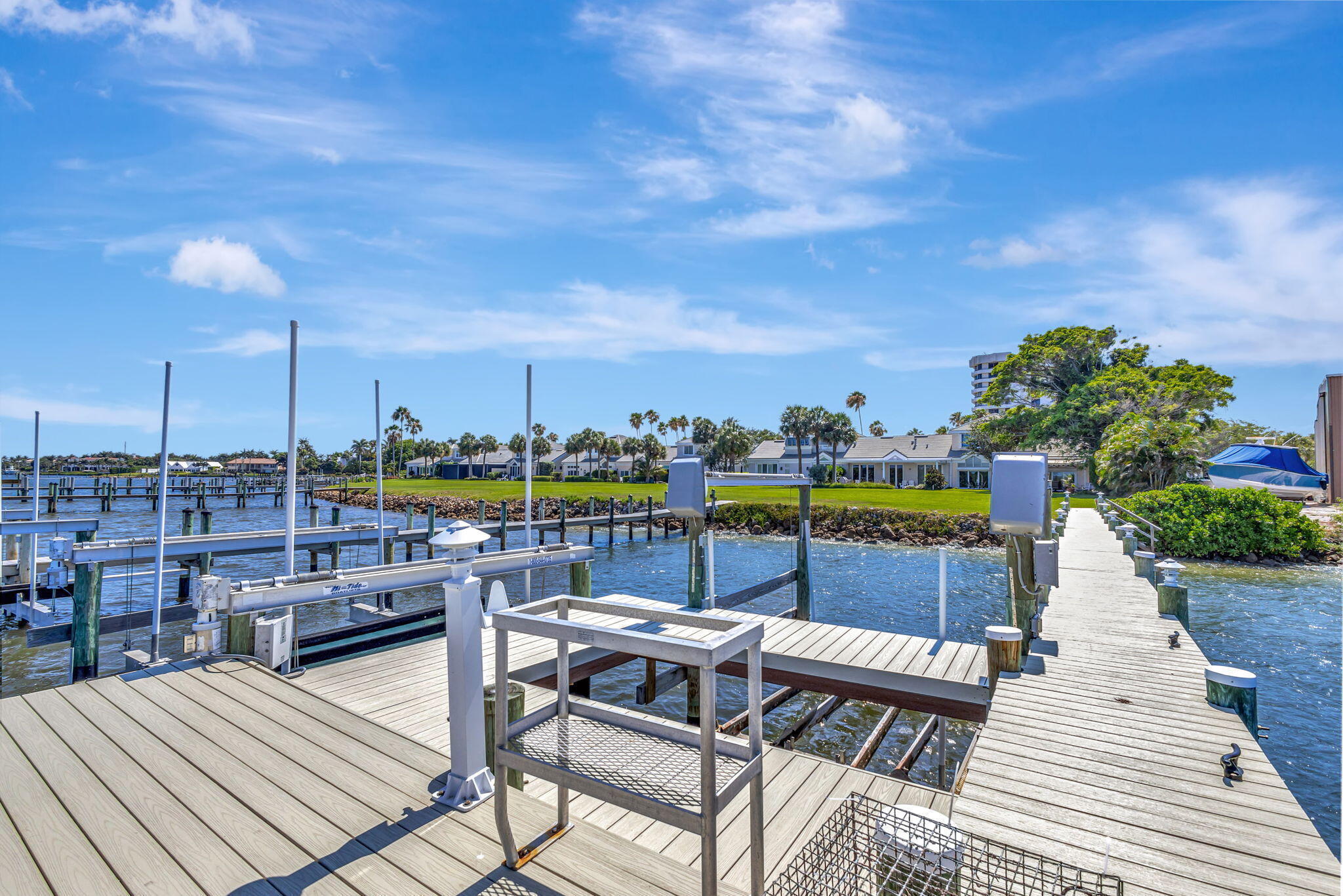 lots of dock space
