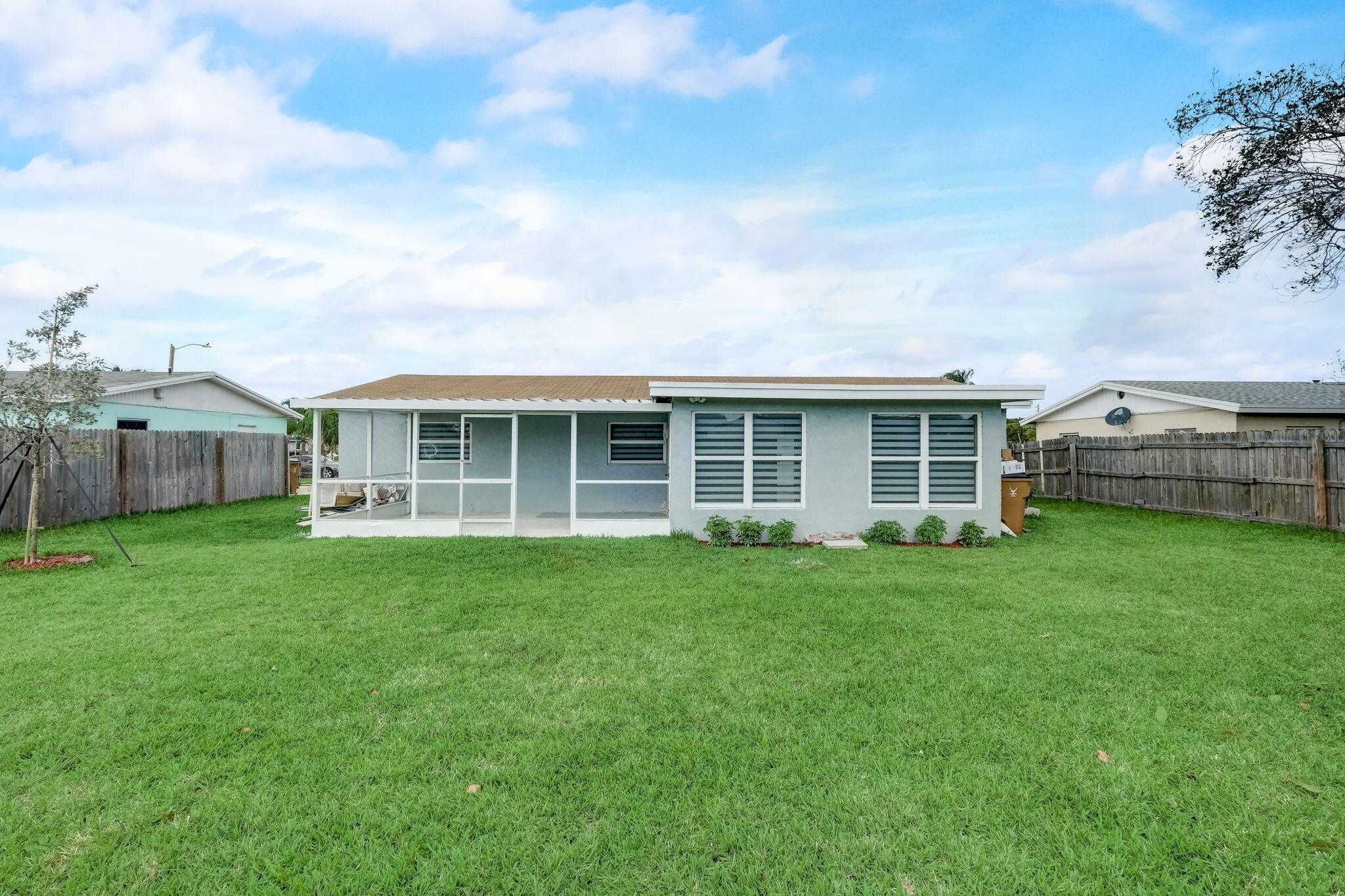 32-web-or-mls-SW 13th Pl-032