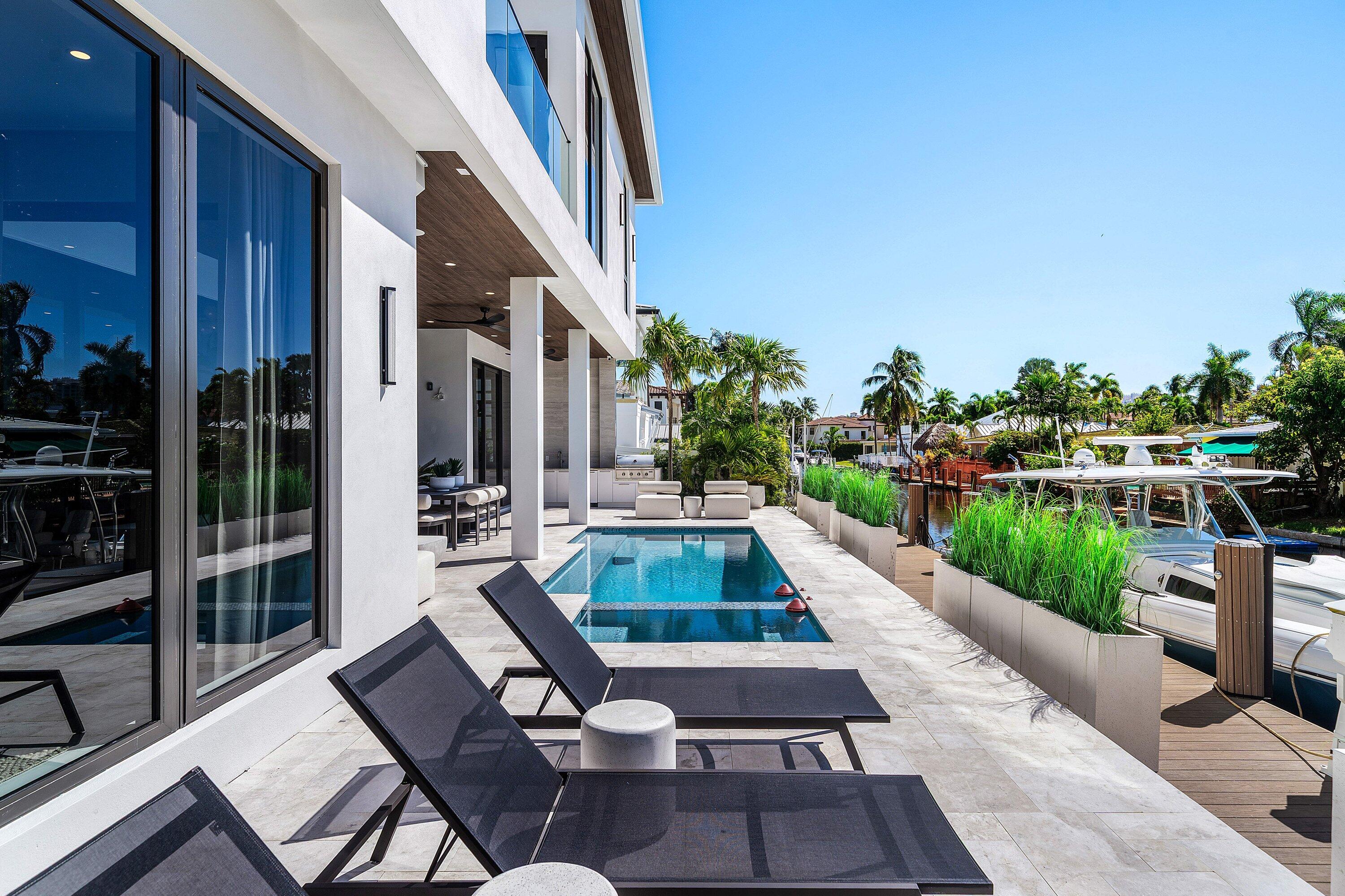 Sunny Southern Back Patio