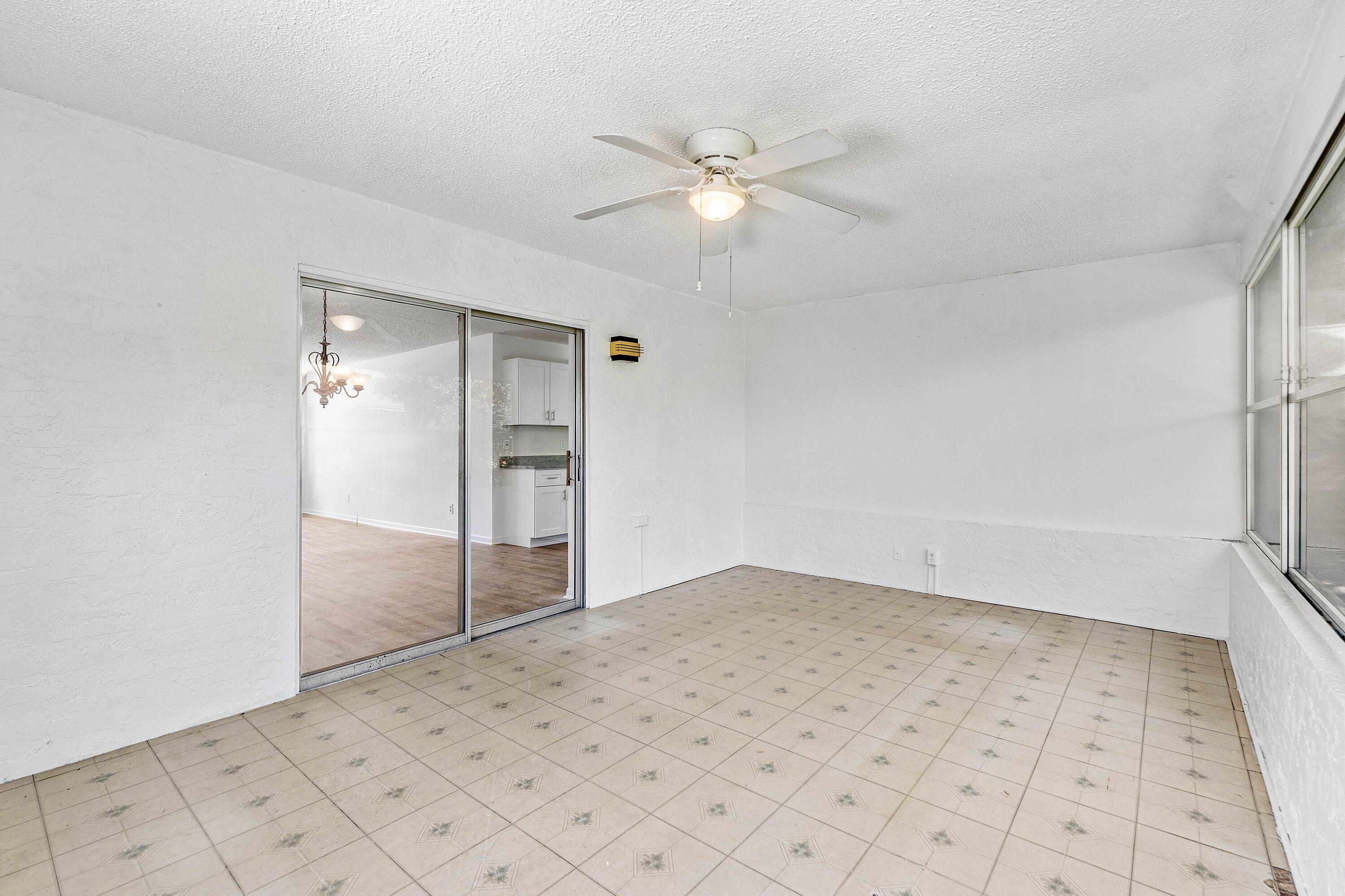 021-149ArrowheadCircle-Jupiter-FL-33458-