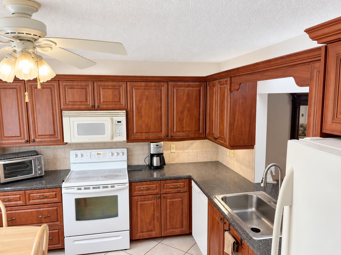 kitchen 2 redone w chat