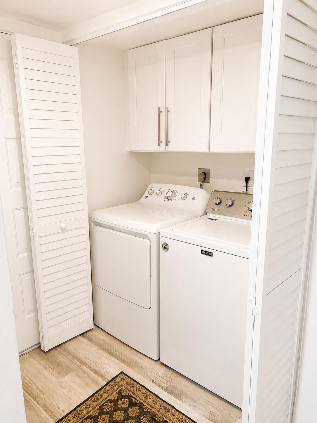 Washer & Dryer
