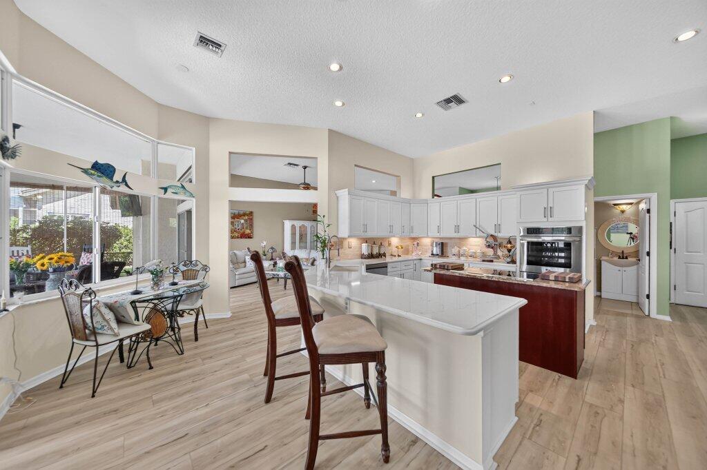 Breakfast Bar for Counter Dining!