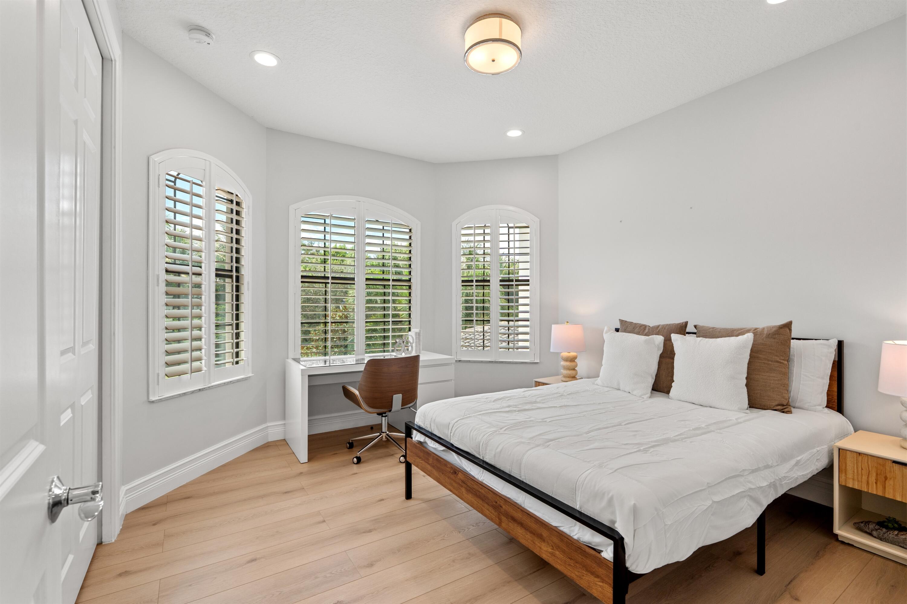 BEDROOM_3