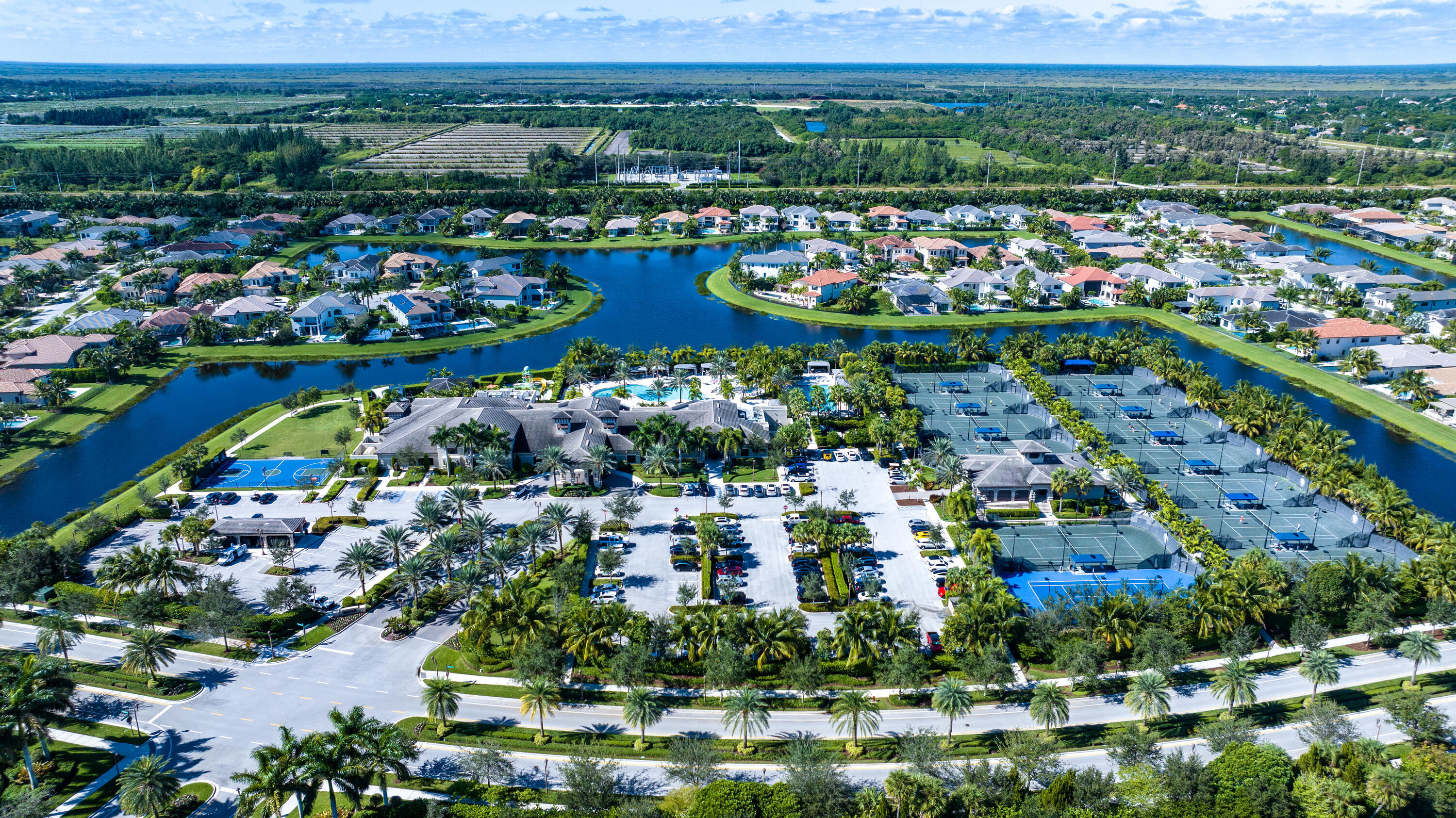 ariel clubhouse