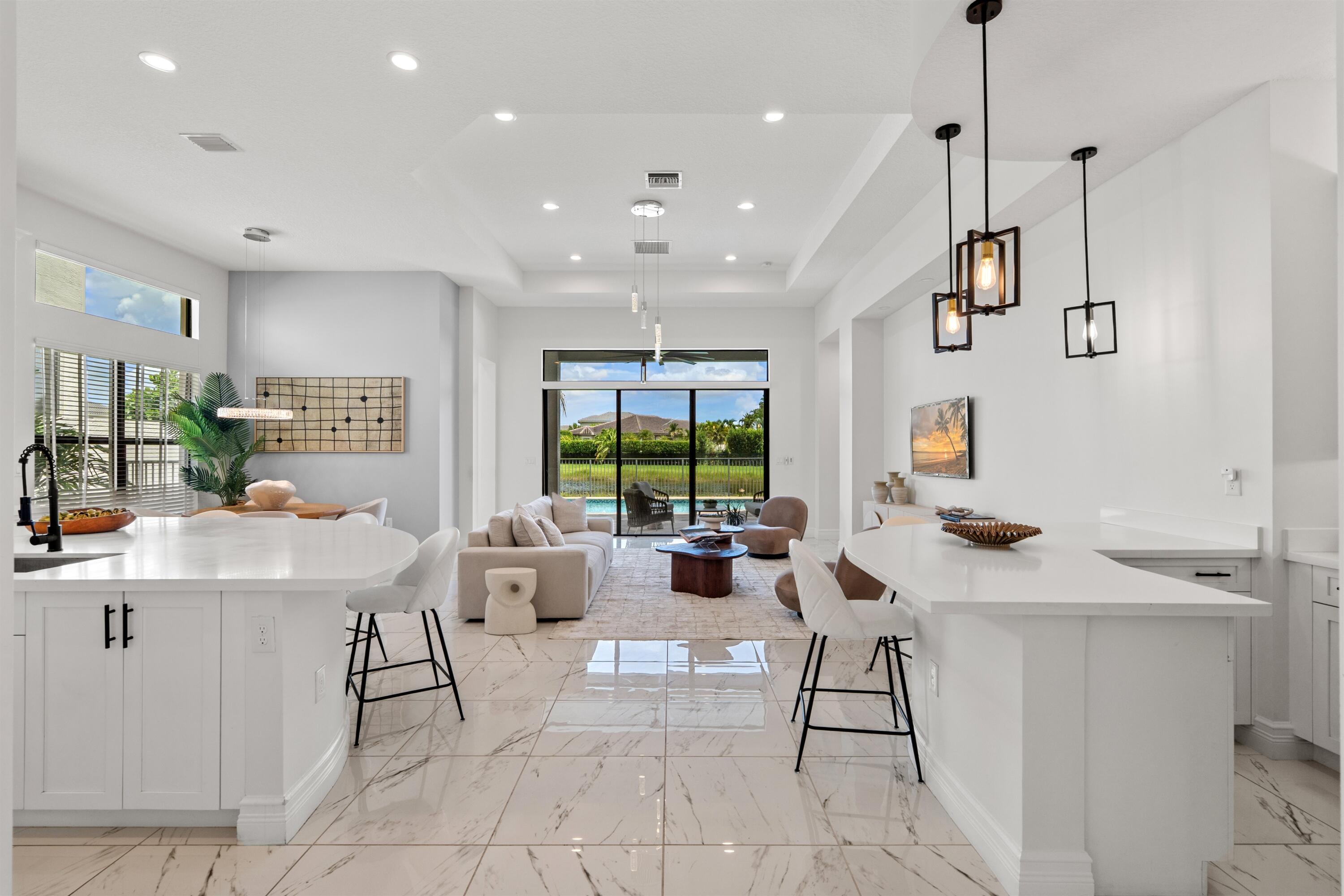 LIVING_ROOM_STRAIGHT_TO_POOL