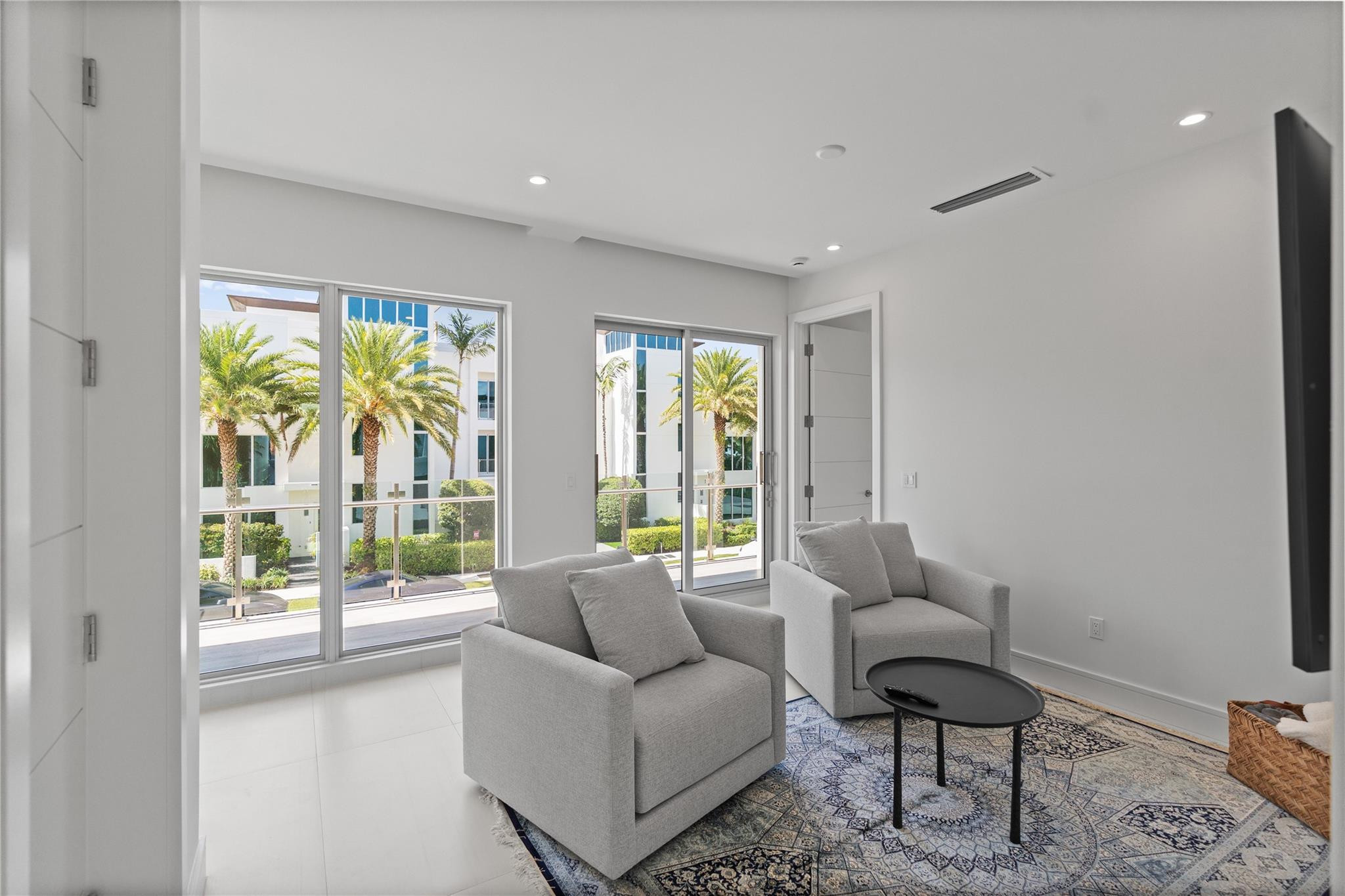 2nd level sitting room