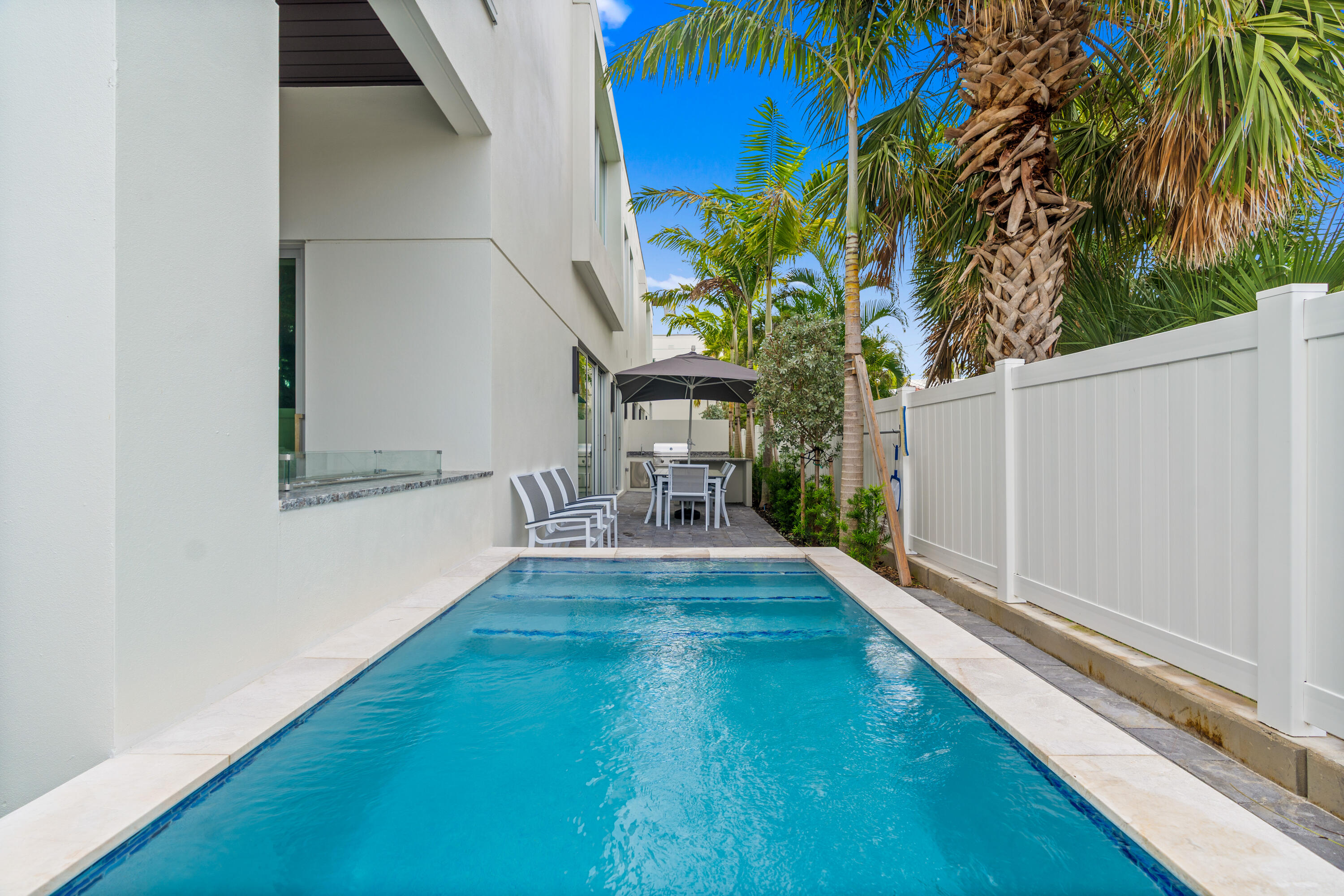 Private Plunge Pool - A remarkable luxury townhome rental that redefines upscale living in the heart of Lauderdale By The Sea. This beautifully designed 3,027 sq. ft residence features 4 spacious beds & 4.5 baths, making it perfect for families or those who love to entertain.The home also offers an outdoor kitchen and BBQ area, along with a private plunge pool that invites relaxation and fun. For boating enthusiasts, a boat slip is also available for rent. Easy access to a plethora of amenities, beach, dining, & entertainment.