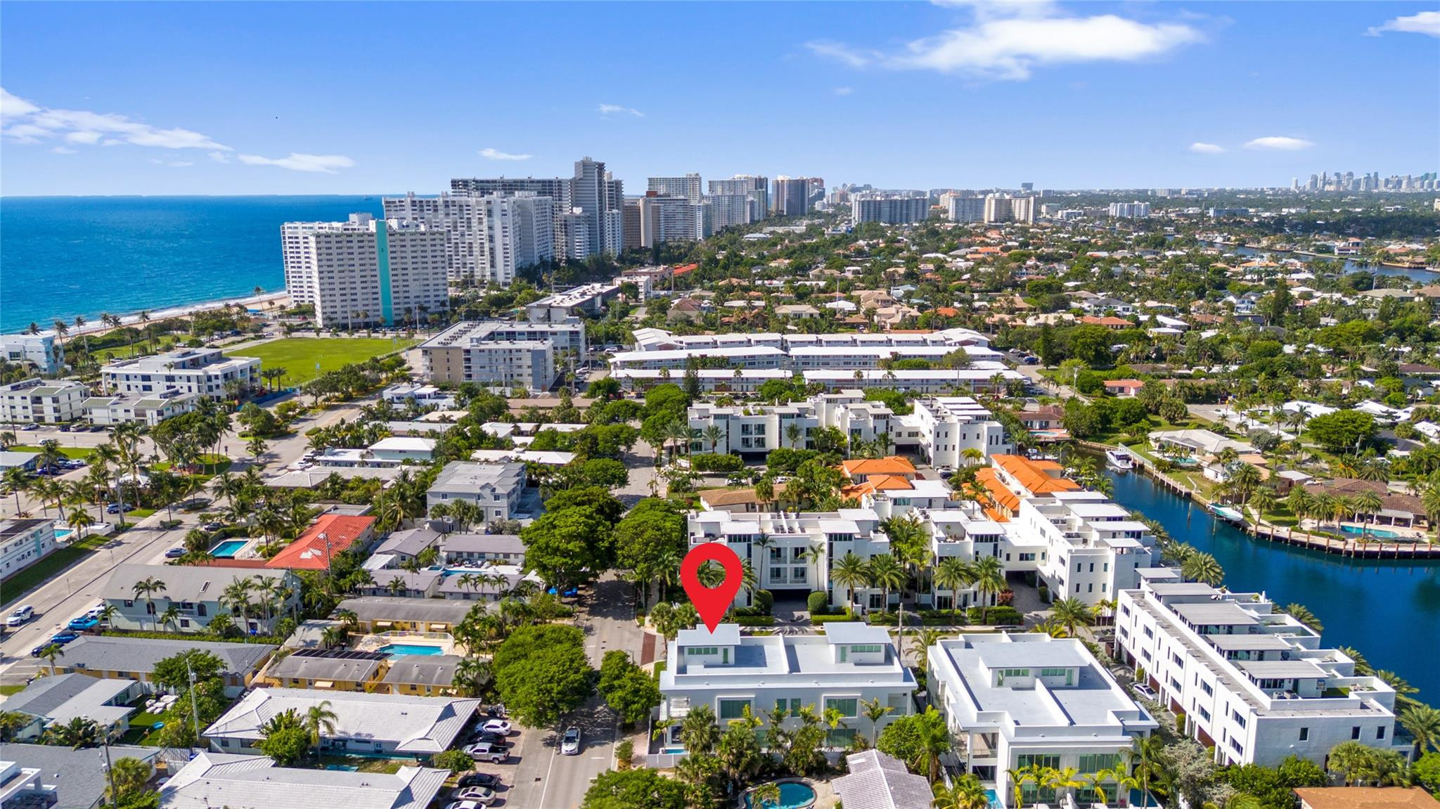 Aerial View - WALK TO LAUDERDALE BY THE SEA BEACH, STORES, RESTAURANTS, NIGHTLIFE, TRANSPORTATION, AND ONLY MINUTES TO FORT LAUDERDALE, POMPANO BEACH ATTRACTIONS AND MORE!