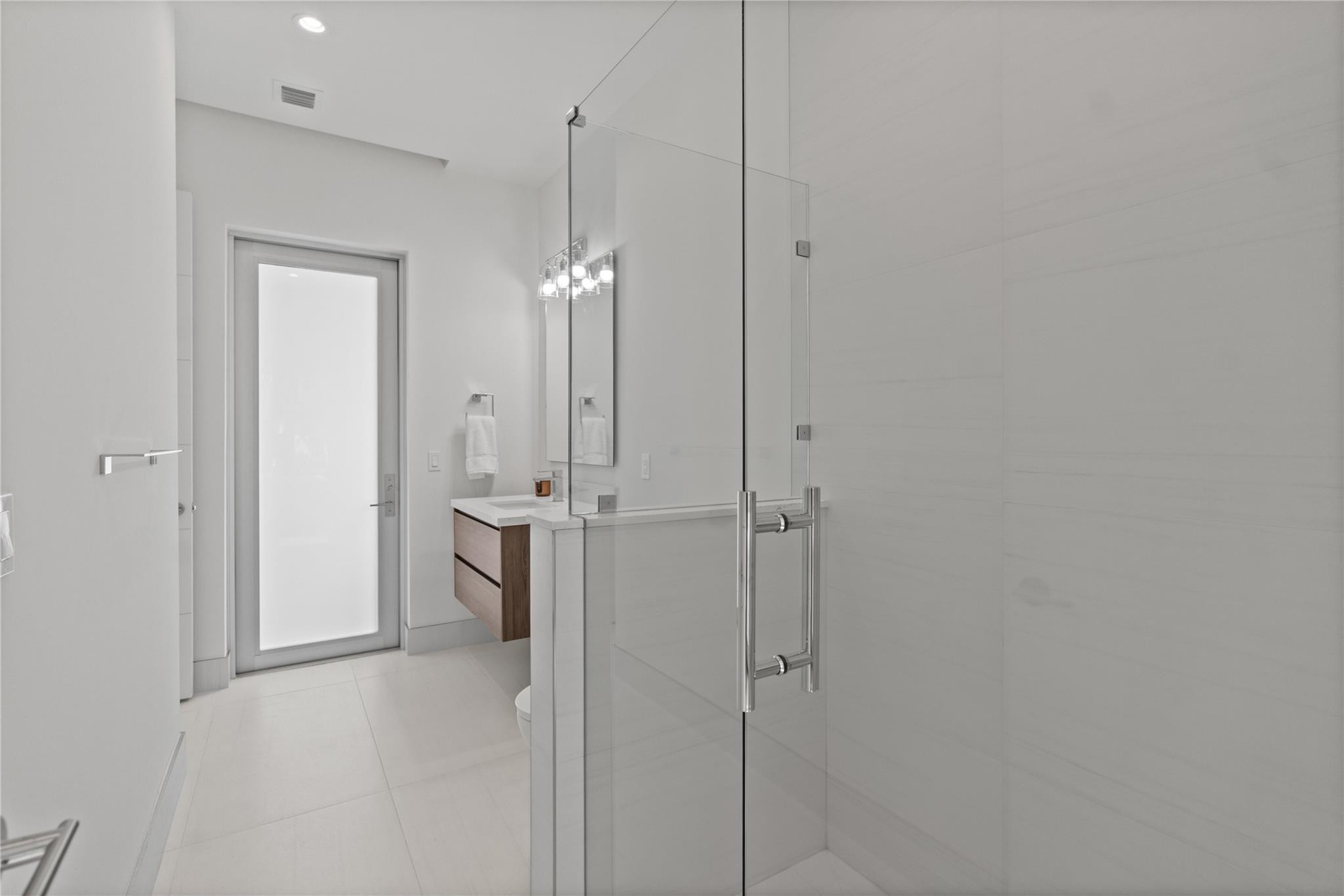 1st Floor Ensuite