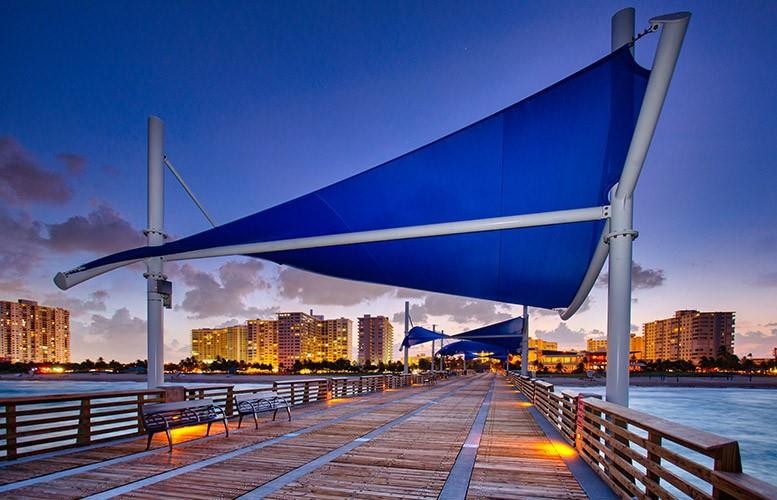WALK TO LAUDERDALE BY THE SEA BEACH, STORES, RESTAURANTS, NIGHTLIFE, TRANSPORTATION, AND ONLY MINUTES TO FORT LAUDERDALE, POMPANO BEACH ATTRACTIONS AND MORE!