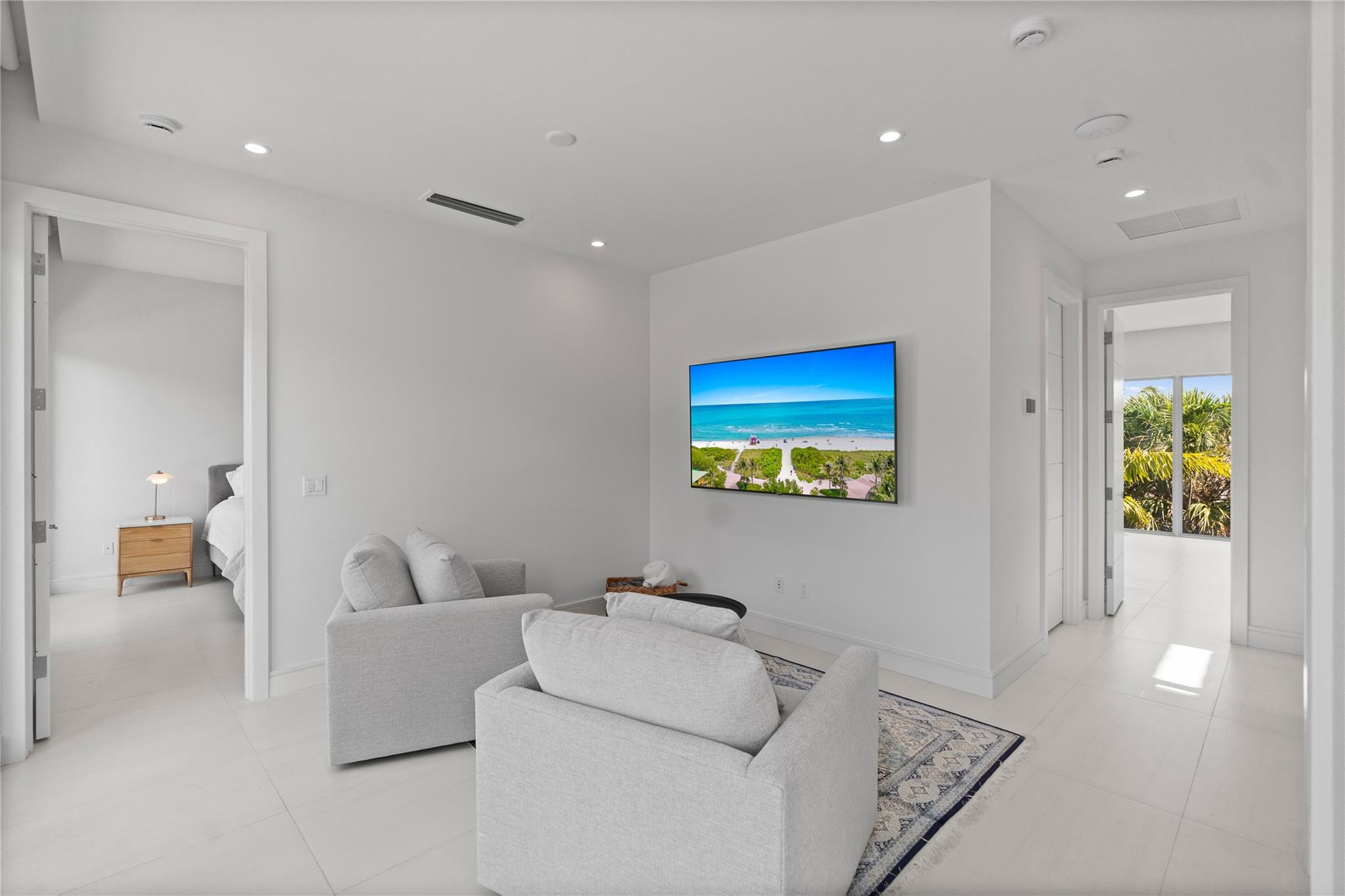 2nd level sitting room