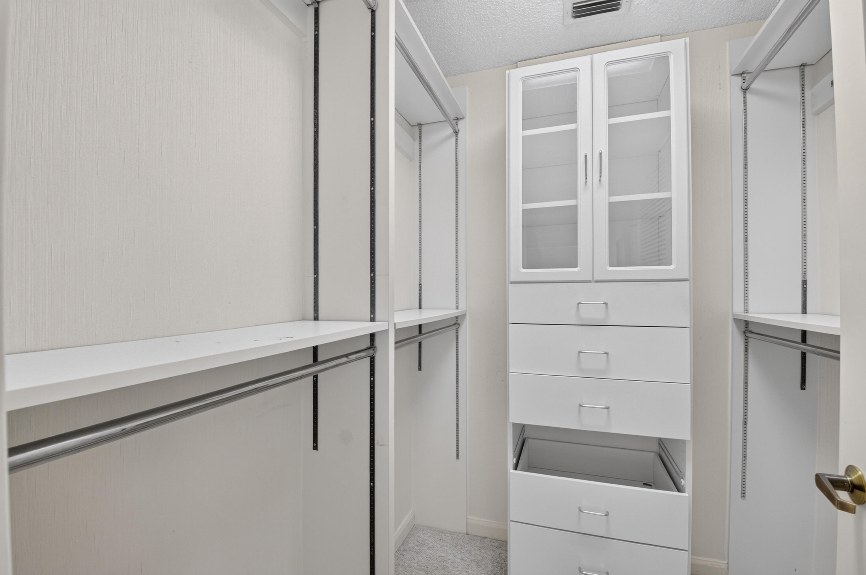 extra closet in primary