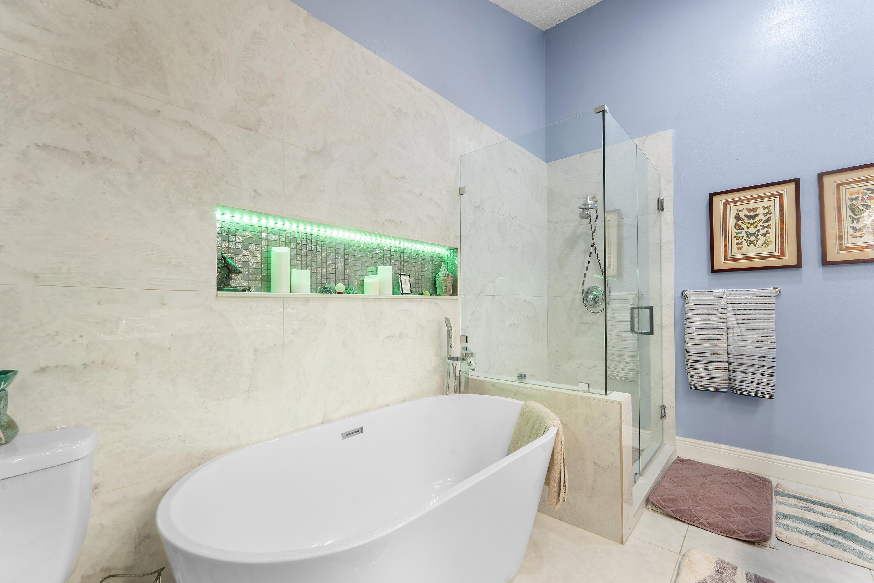 Master Bathroom 4