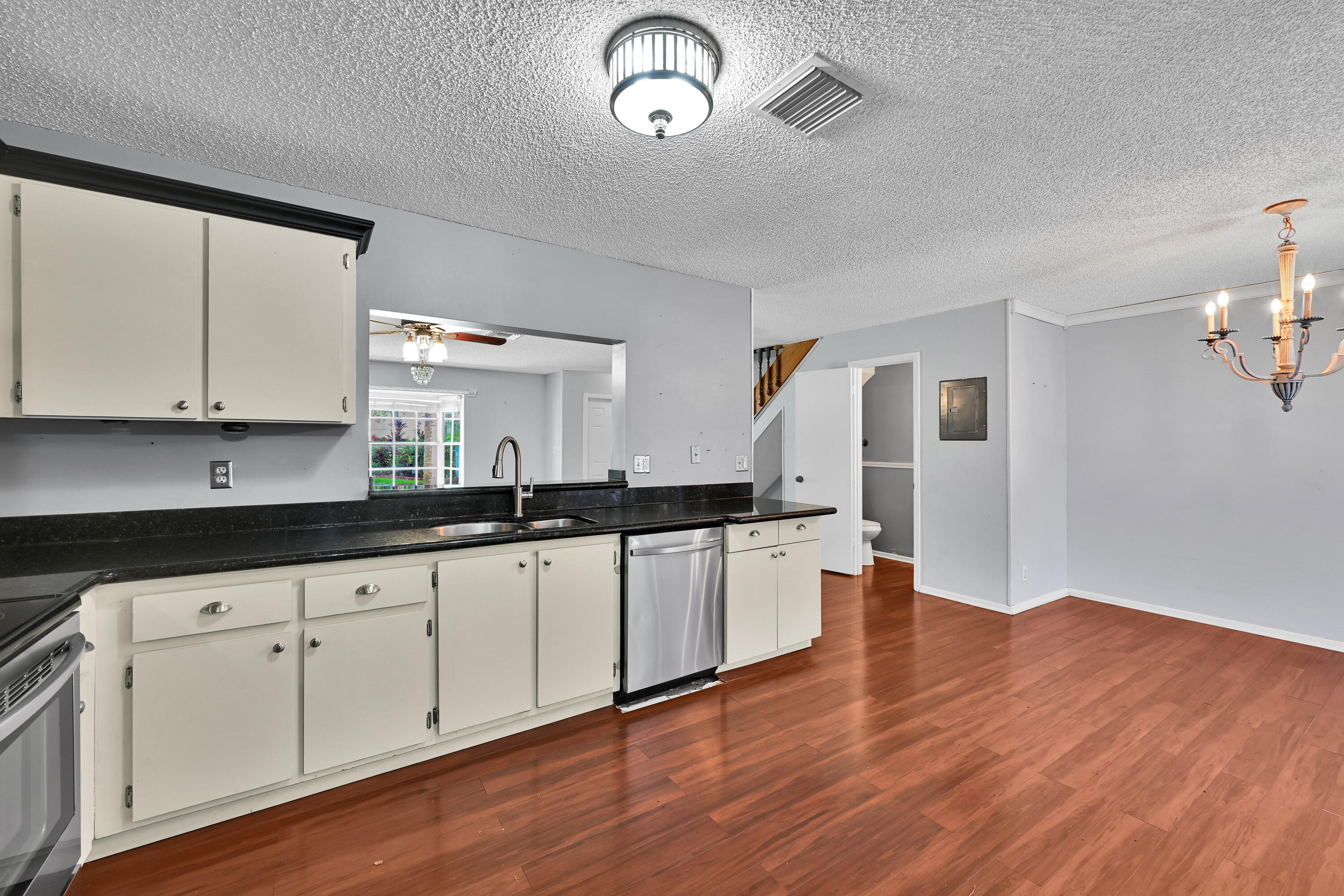 12152 NW 36th Place Sunrise 00029