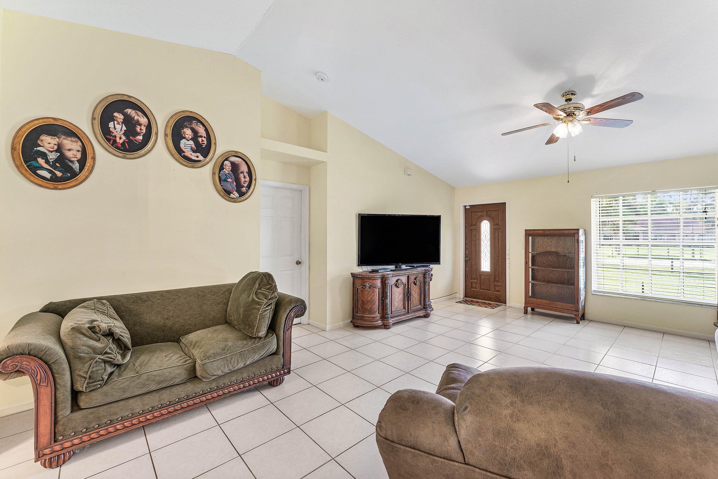 009-1231566thStreetNorth-WestPalmBeach-F 009-1231566thStreetNorth-WestPalmBeach-F