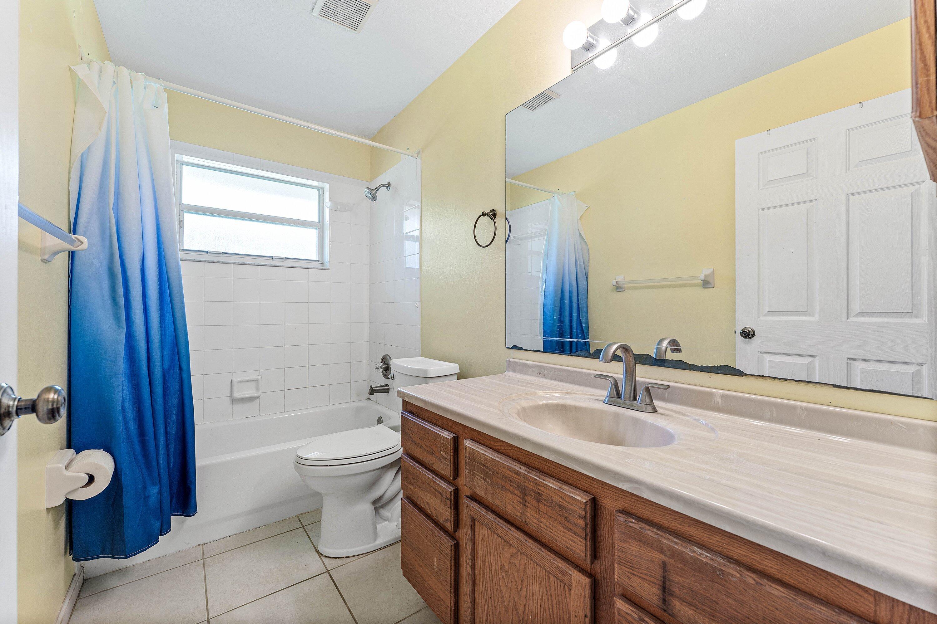 023-1231566thStreetNorth-WestPalmBeach-F