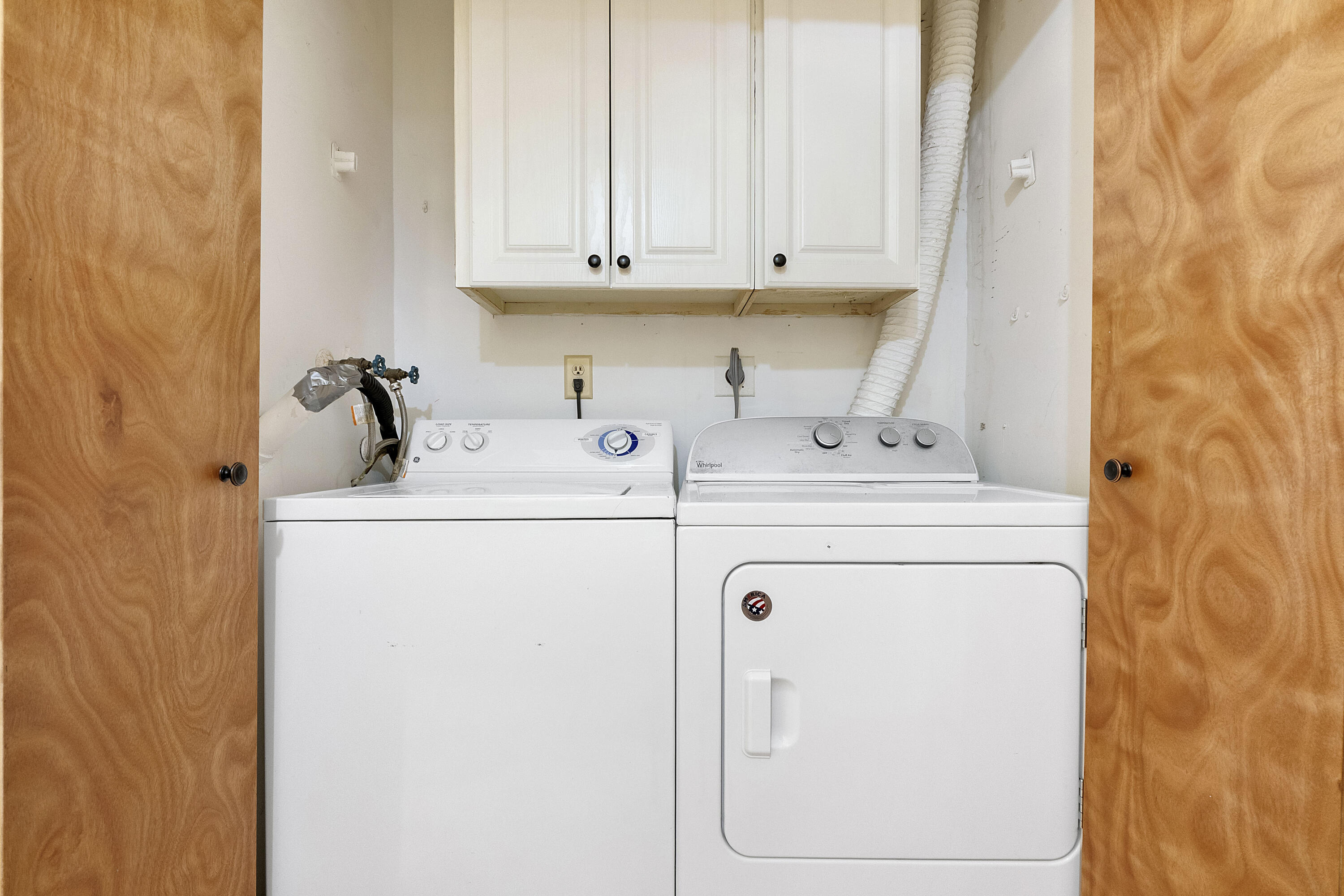 In-unit full size washer & dryer